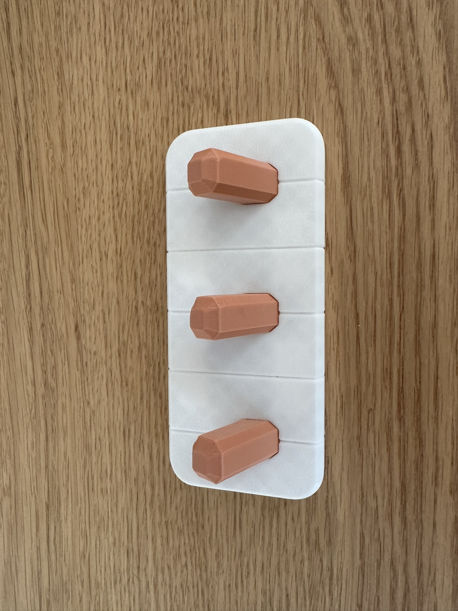 Expandable hook-bar — thumbnail 2