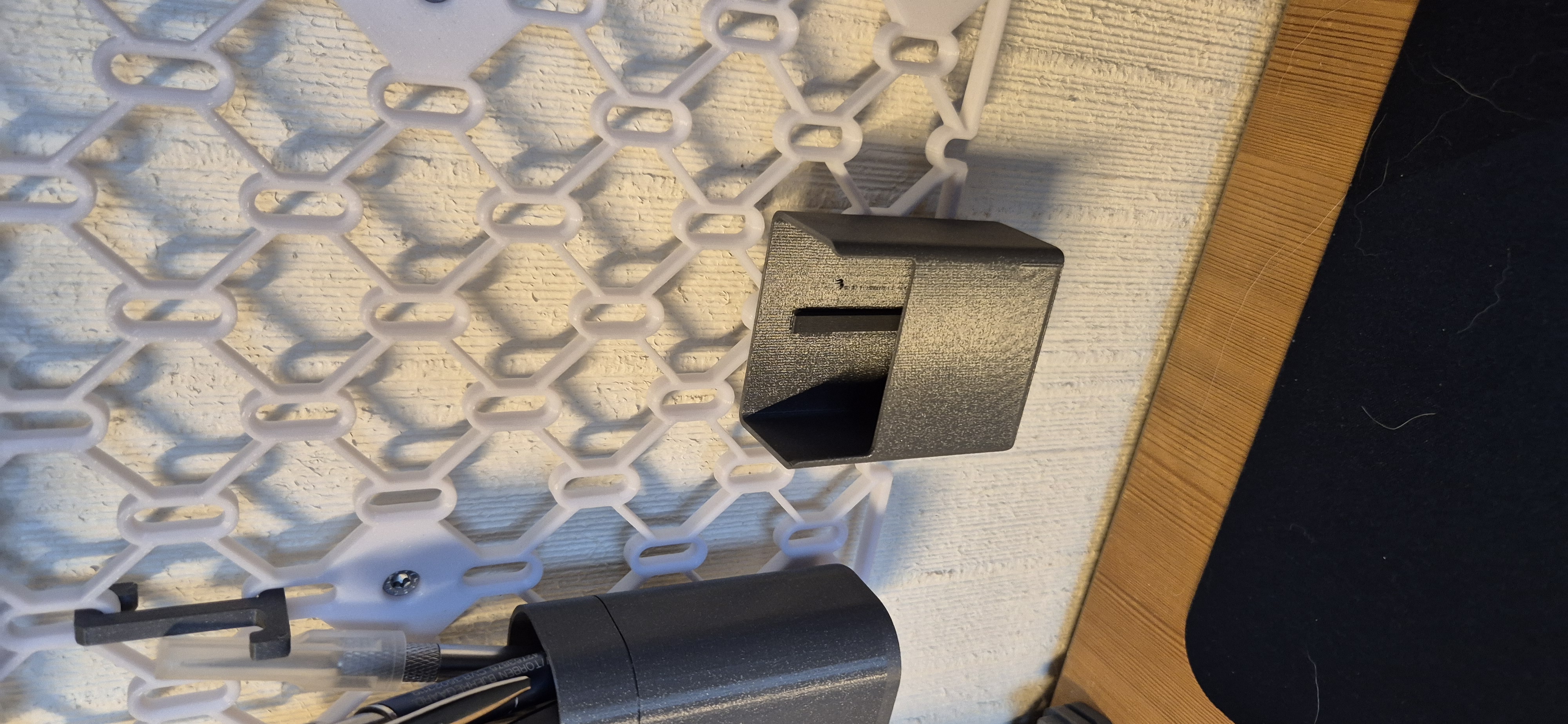 Remote Holder for Skadis/SKÄDIS — miniatura 2