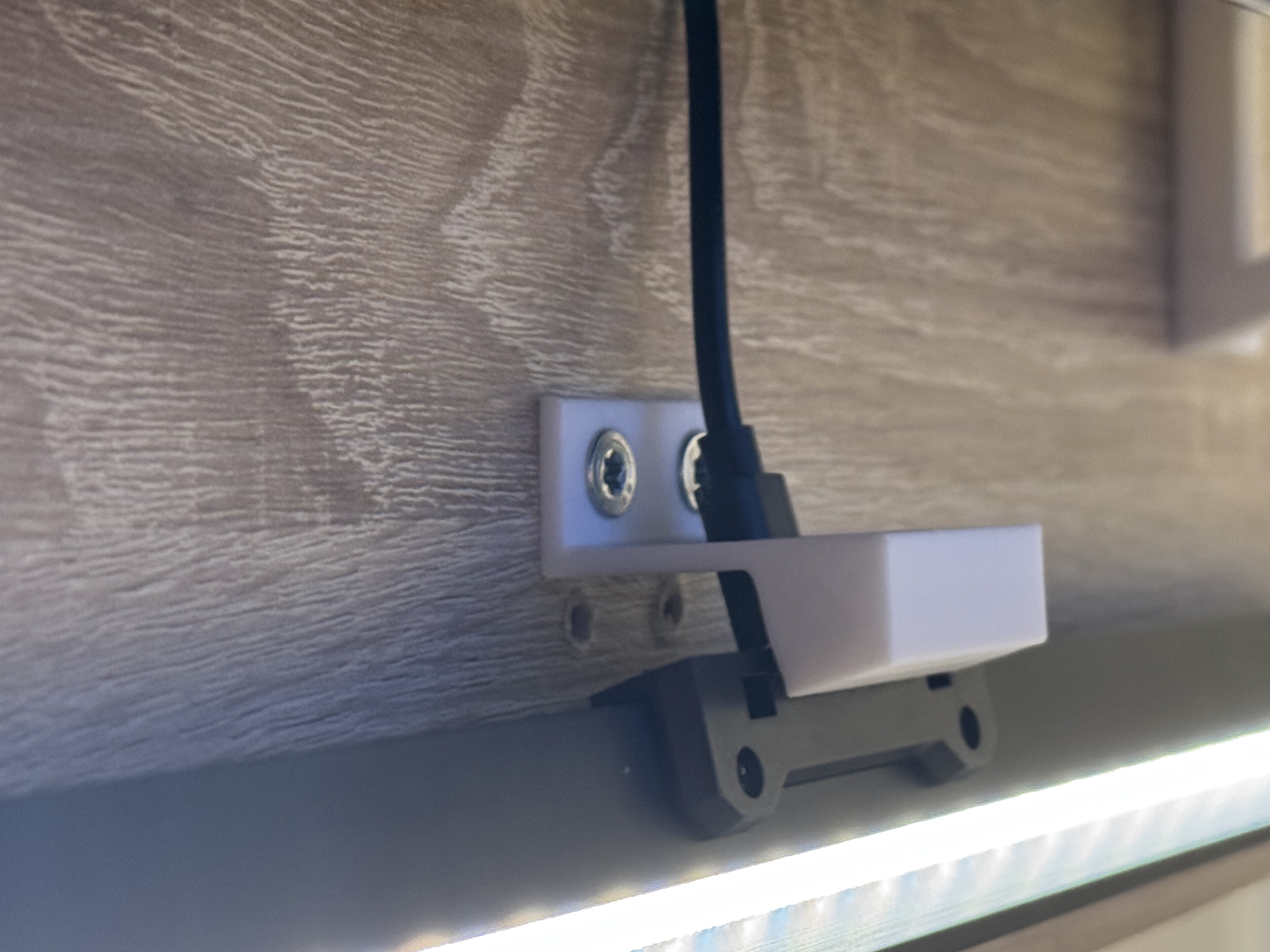 BlitzMax Schreibtischlampe Halterung