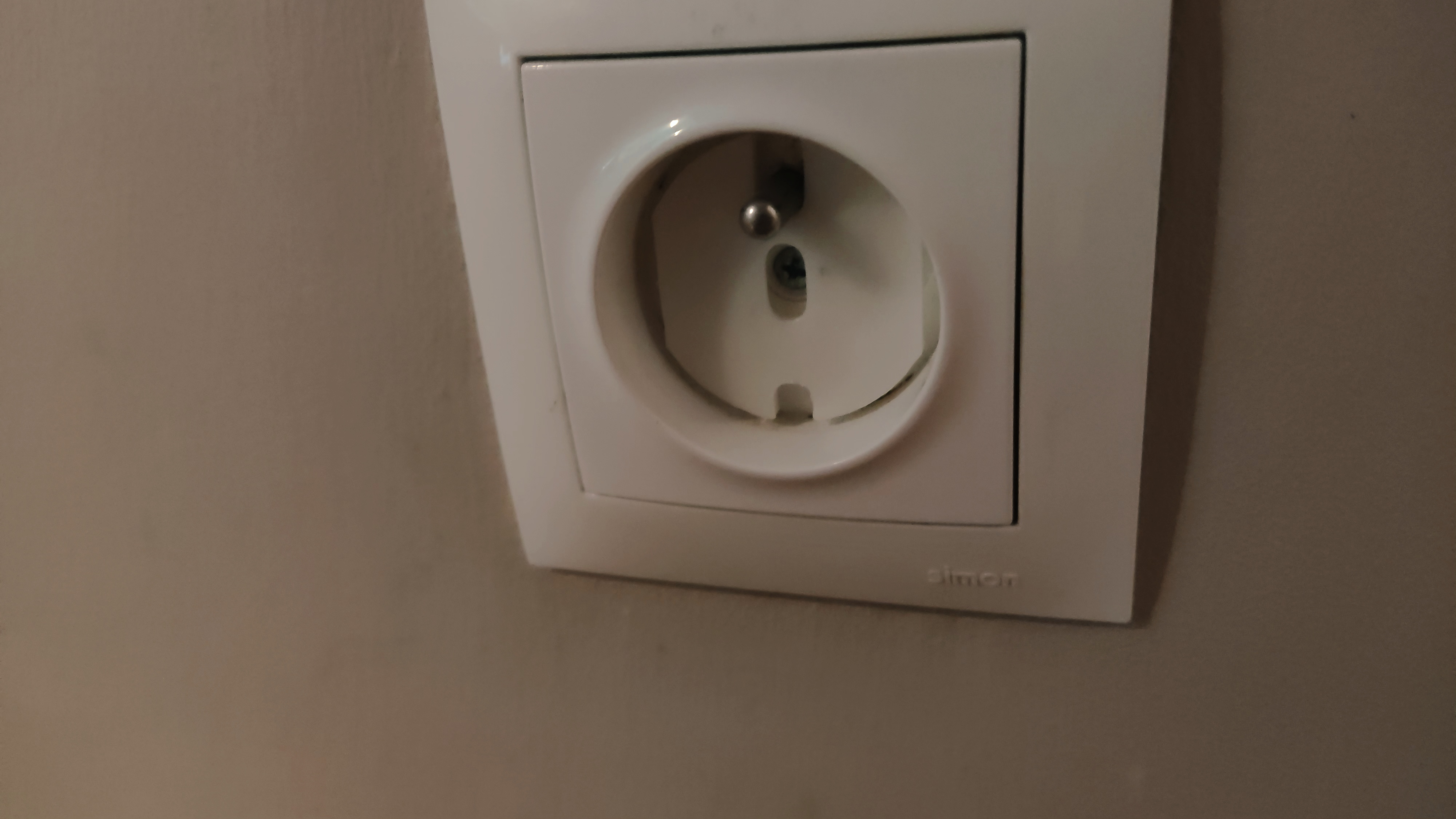Miniatura 5 do modelo 3D Electrical Socket Cover (EU Type) (Child Safe)