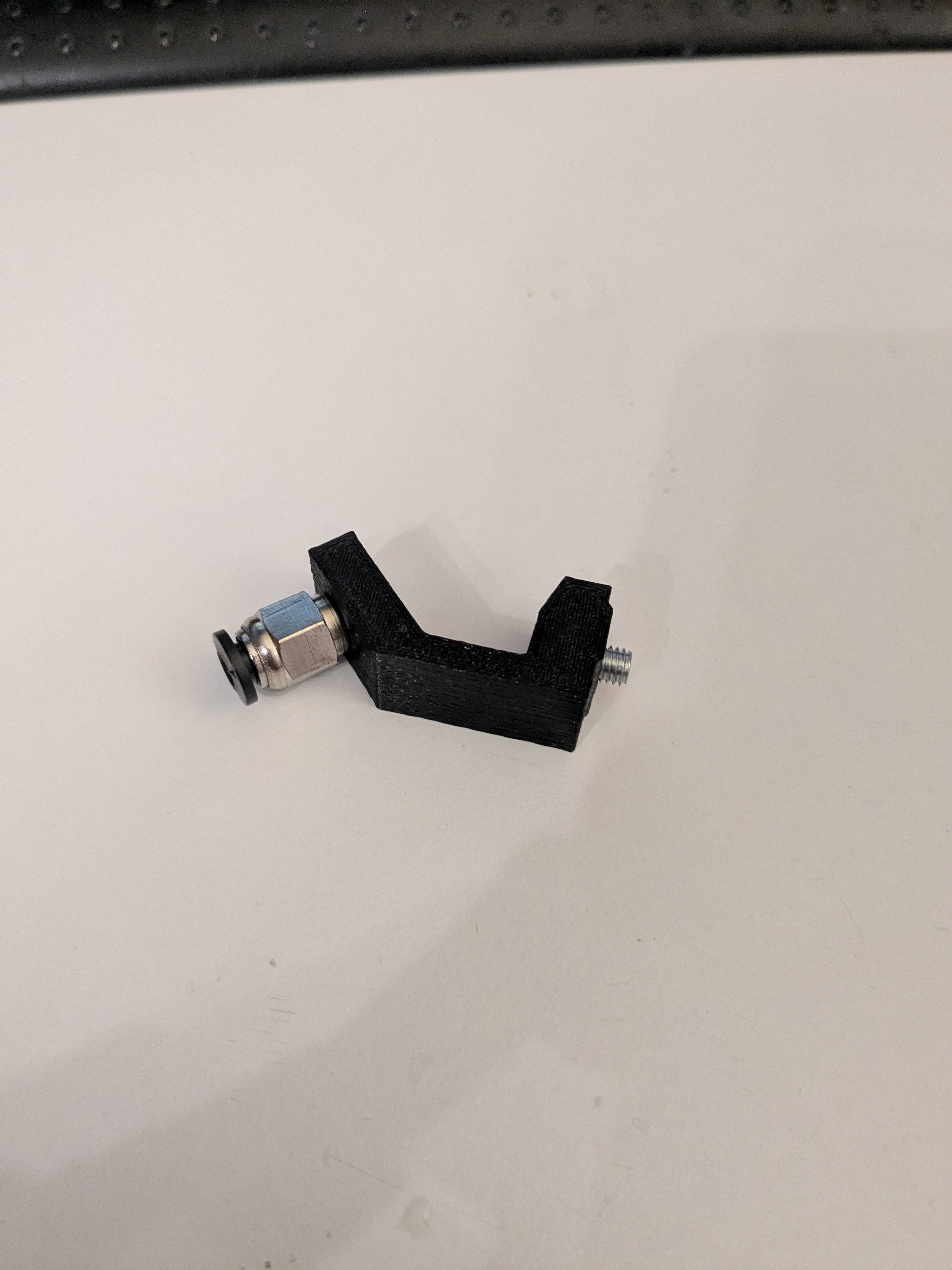 2020 V-slot reverse bowden top mount bracket (PC4-M6 fixed thread size)