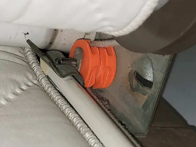 Window Quilt Idler