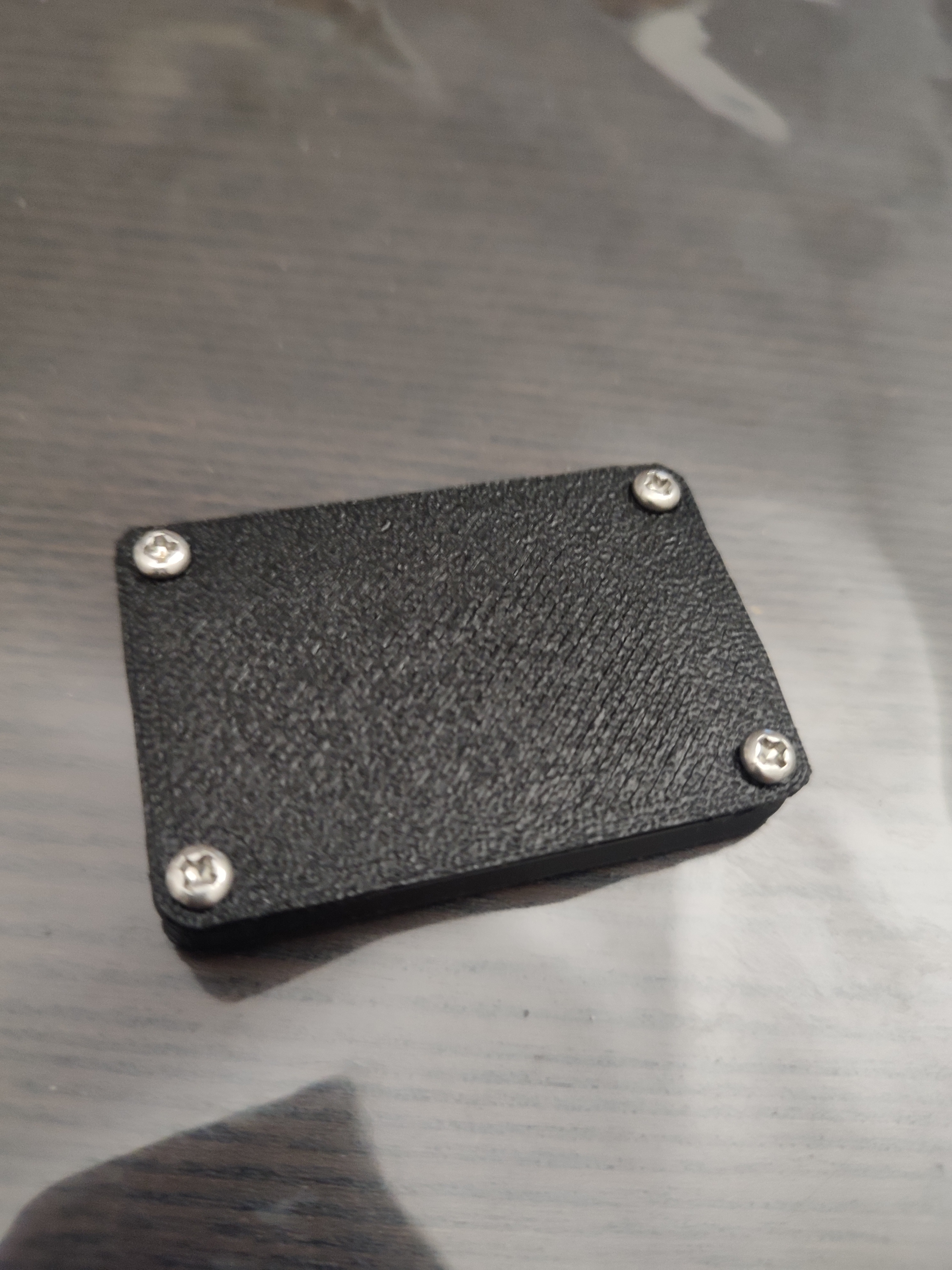 Litlle Rugged box with M3 Ruthex nuts