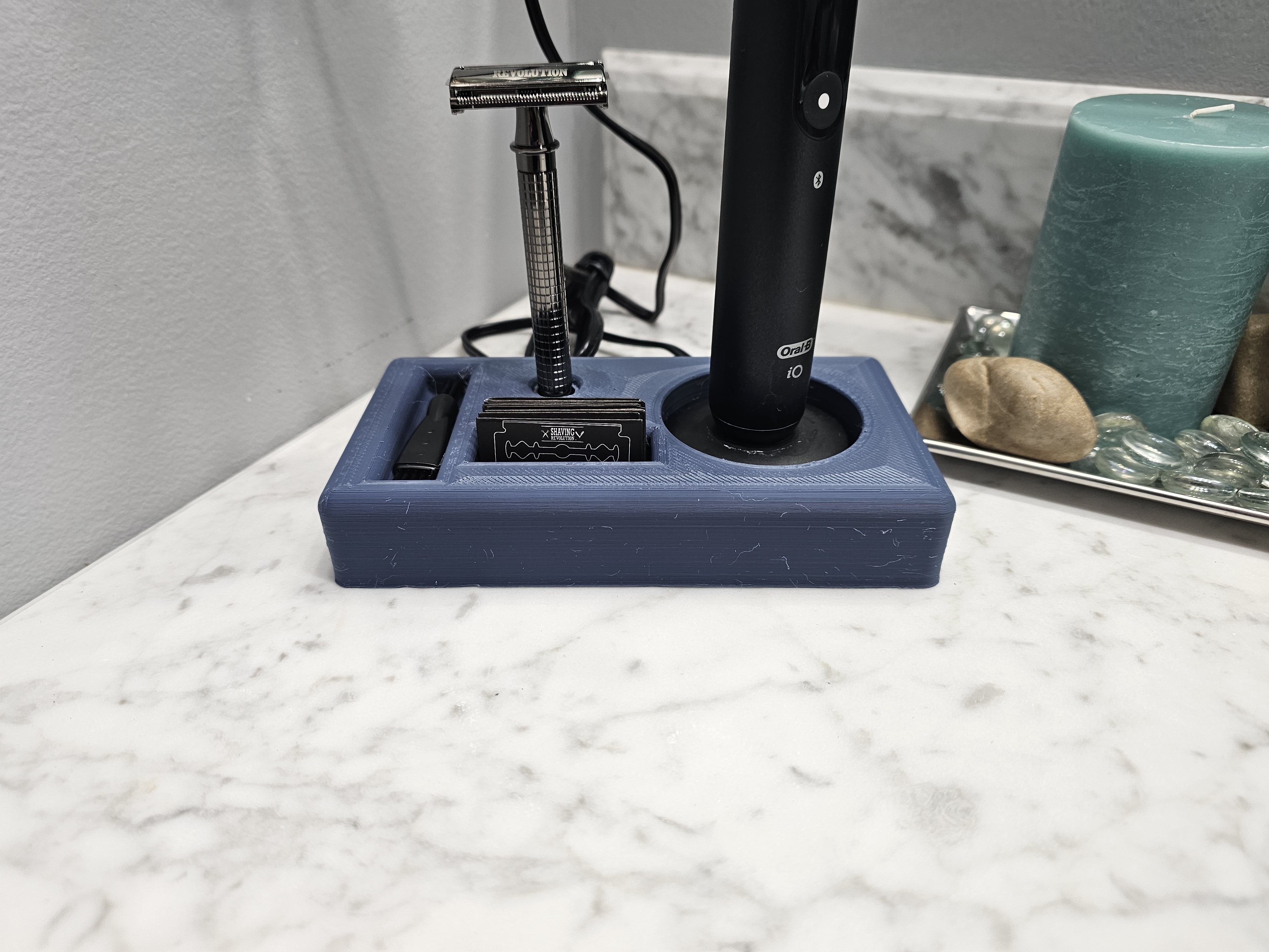 Oral B IO- Safety razor holder