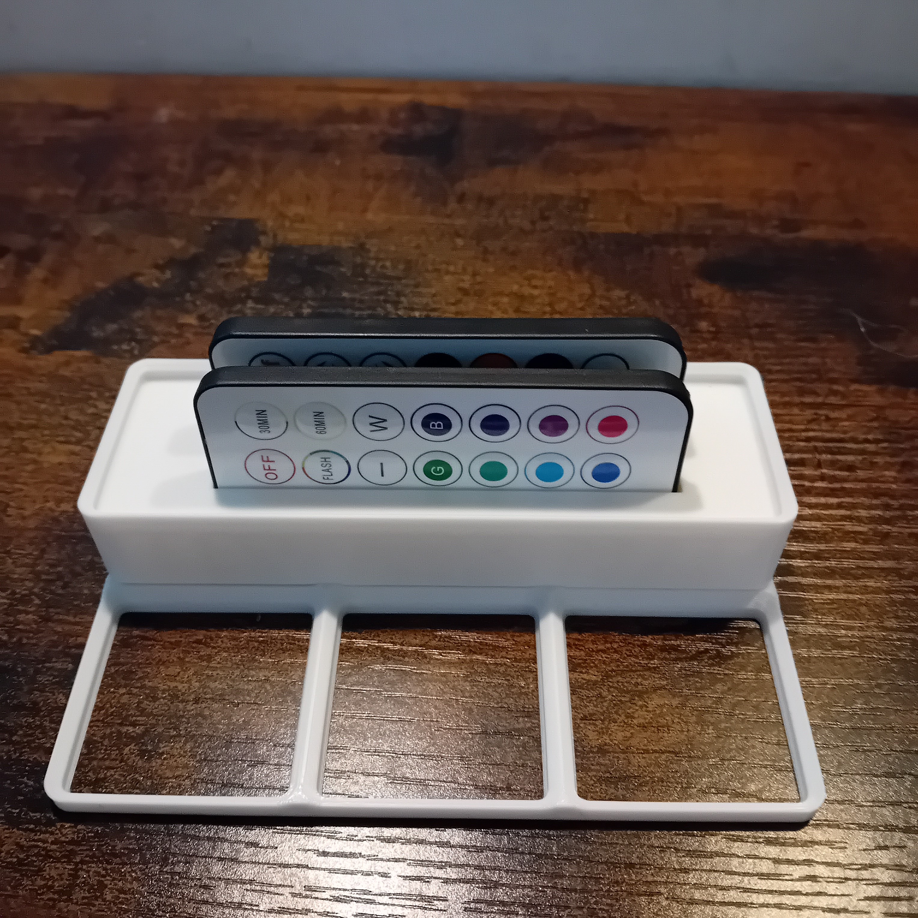 Gridfinity inferred remote holder — miniatura 2