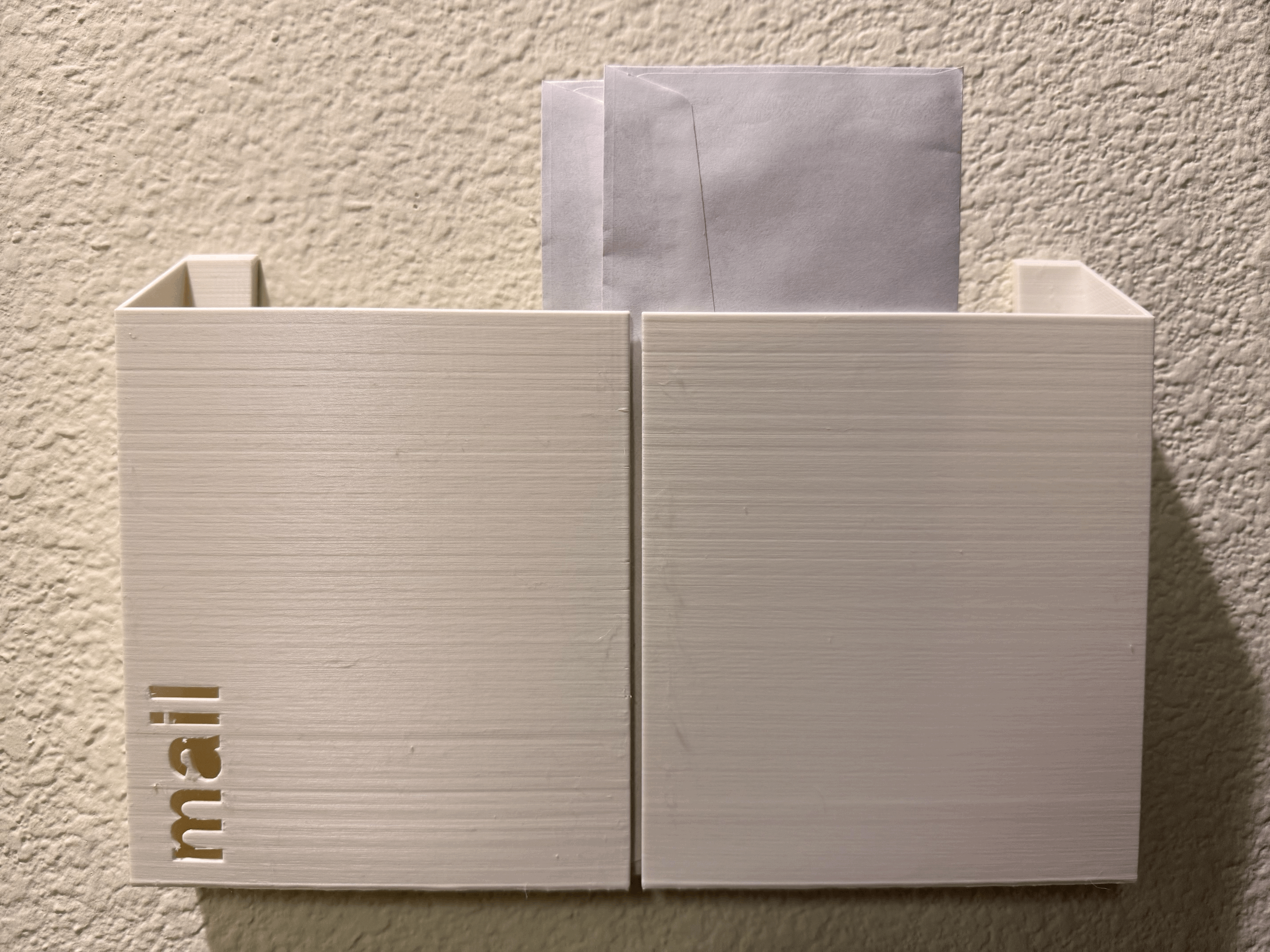 3M No-Screw Wall Mailbox