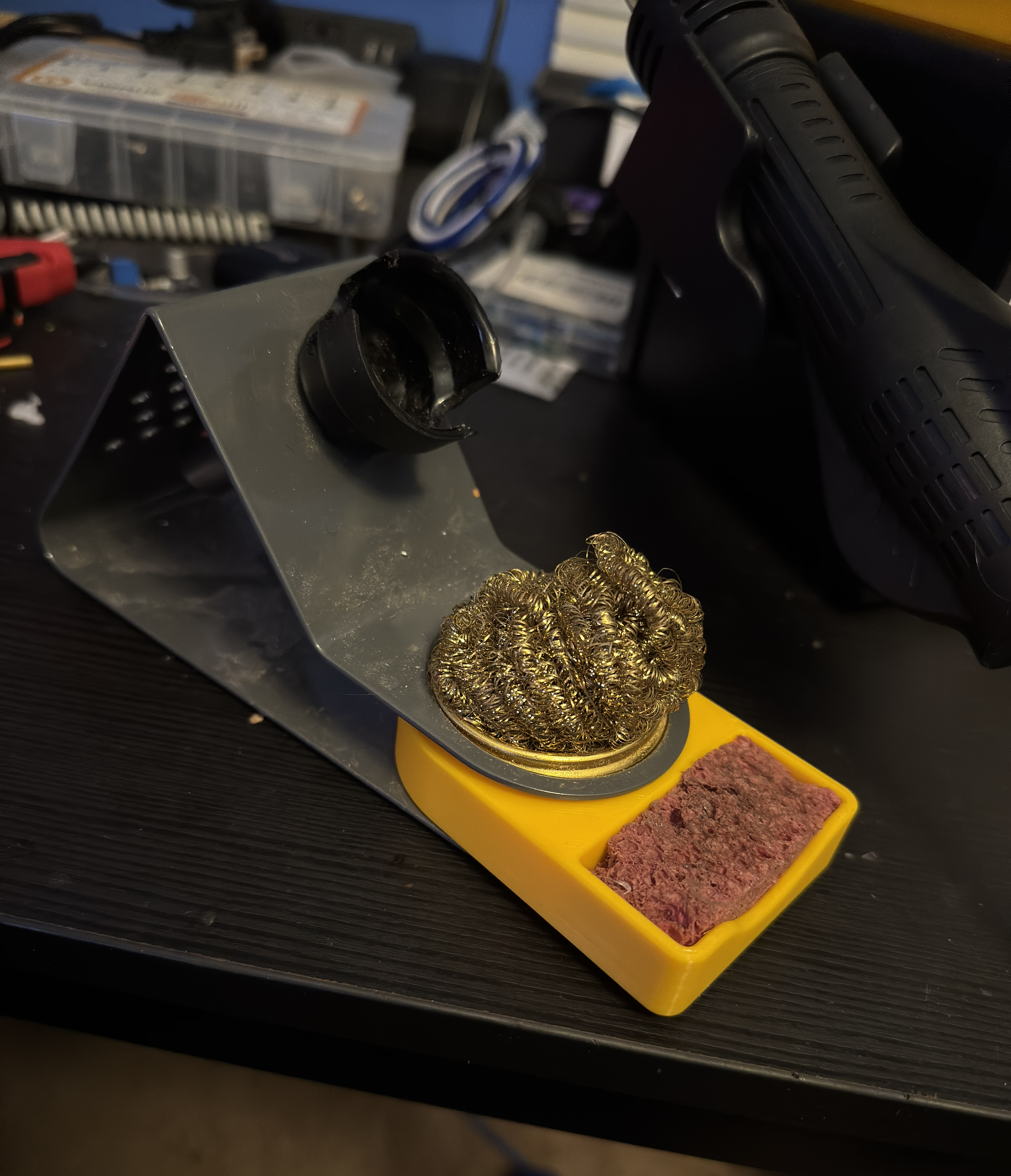 noah soldering iron holder - sponge holder