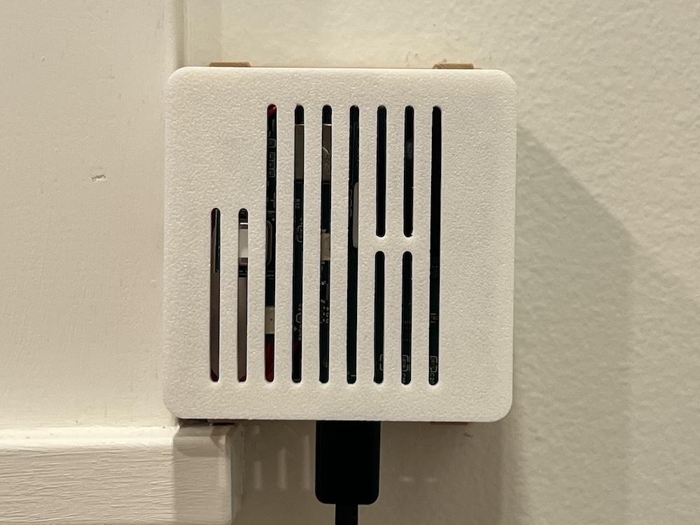 Apollo Air-1 custom wall mount