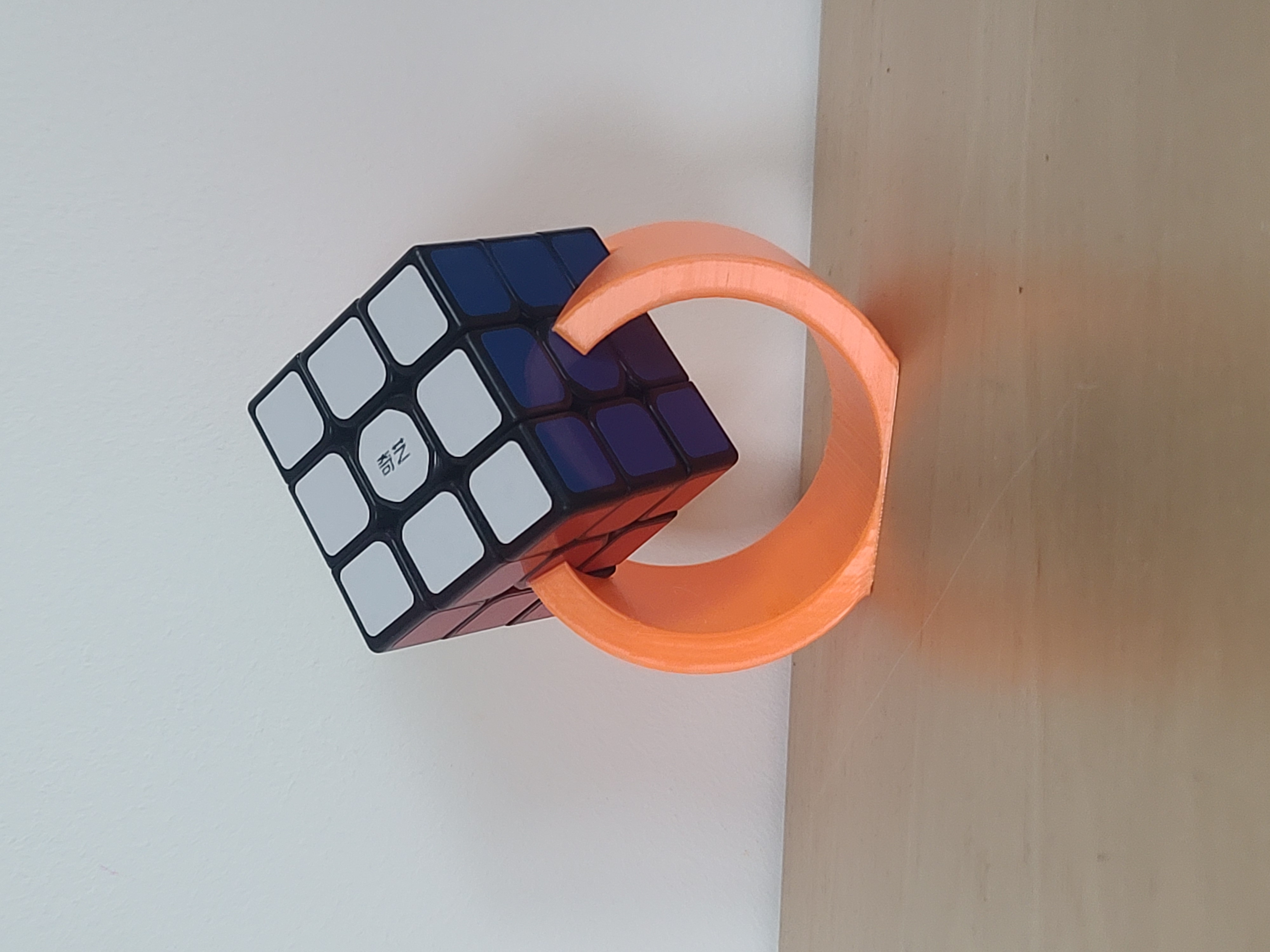 Rubik Cube Stand