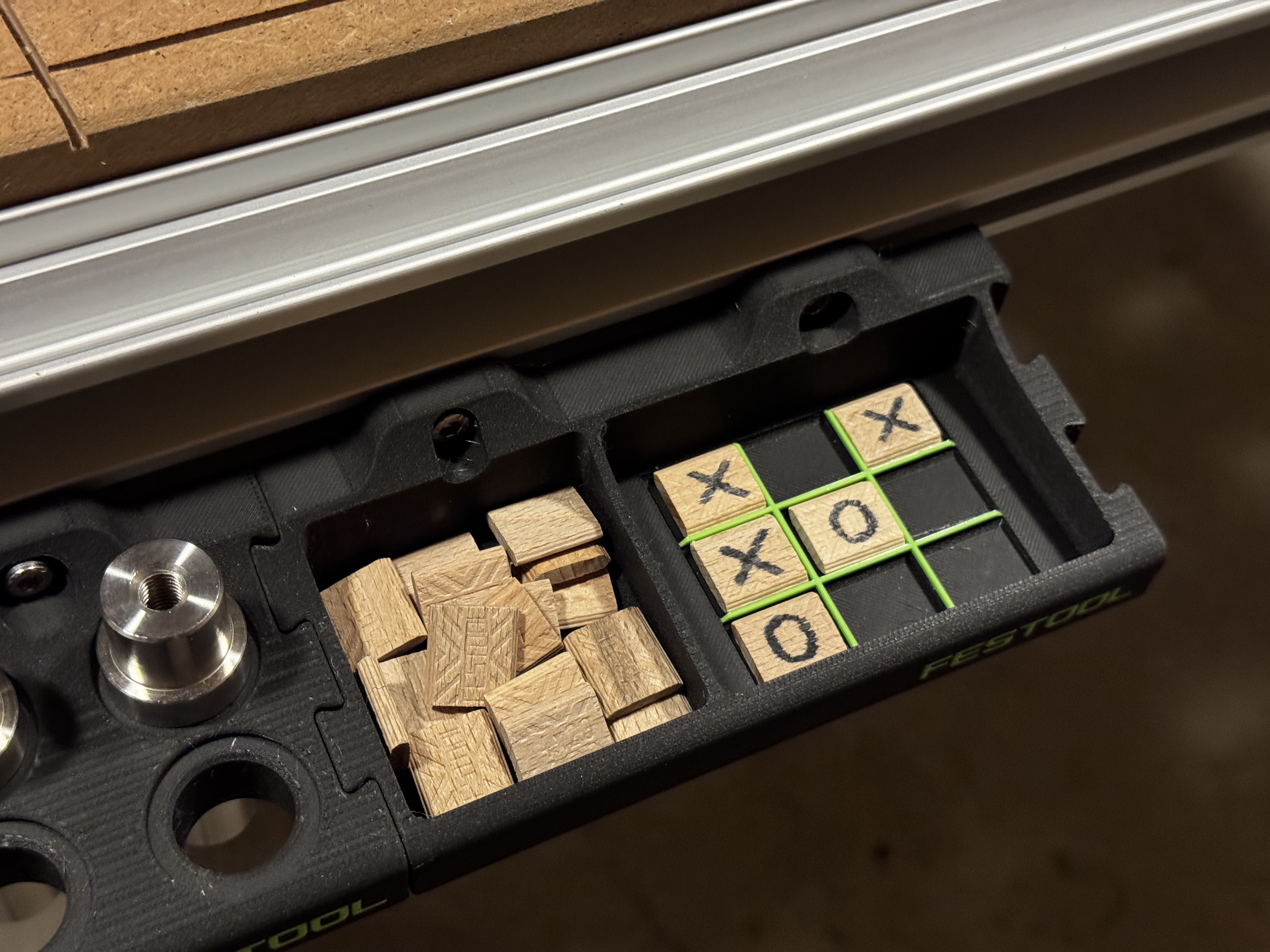 Linkable Festool MFT Storage Tray - with tic-tac-toe game