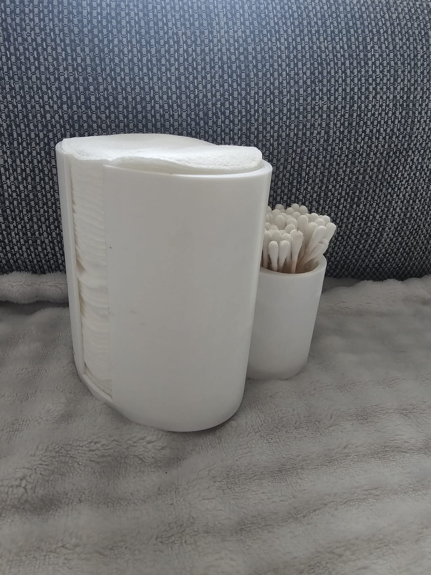 Cottonpad holder with cotton buds holder