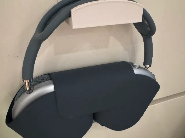 Headset holder for Ikea bed Nordli