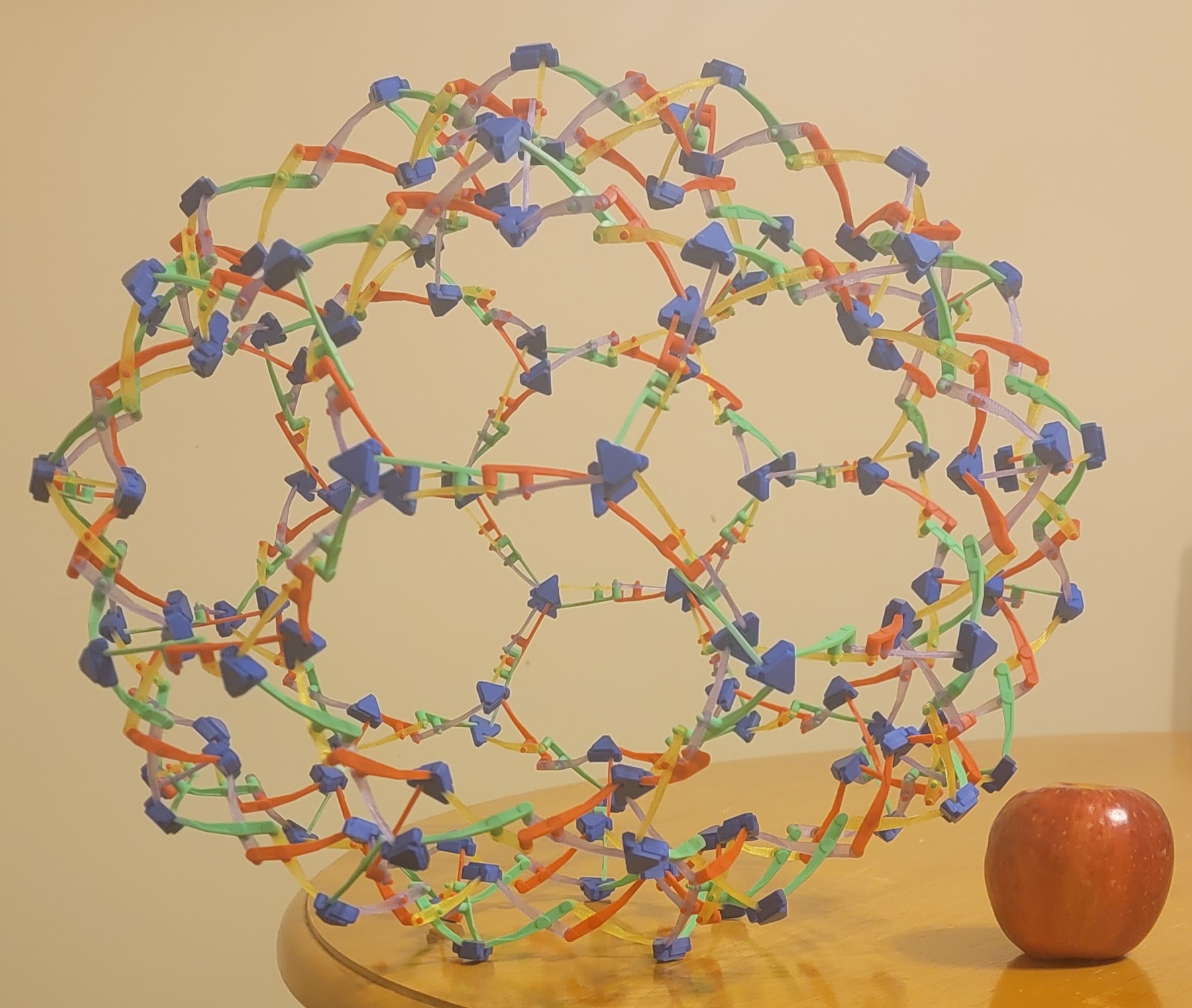 Truncated Icosahedron V2.0 (Hoberman Sphere)
