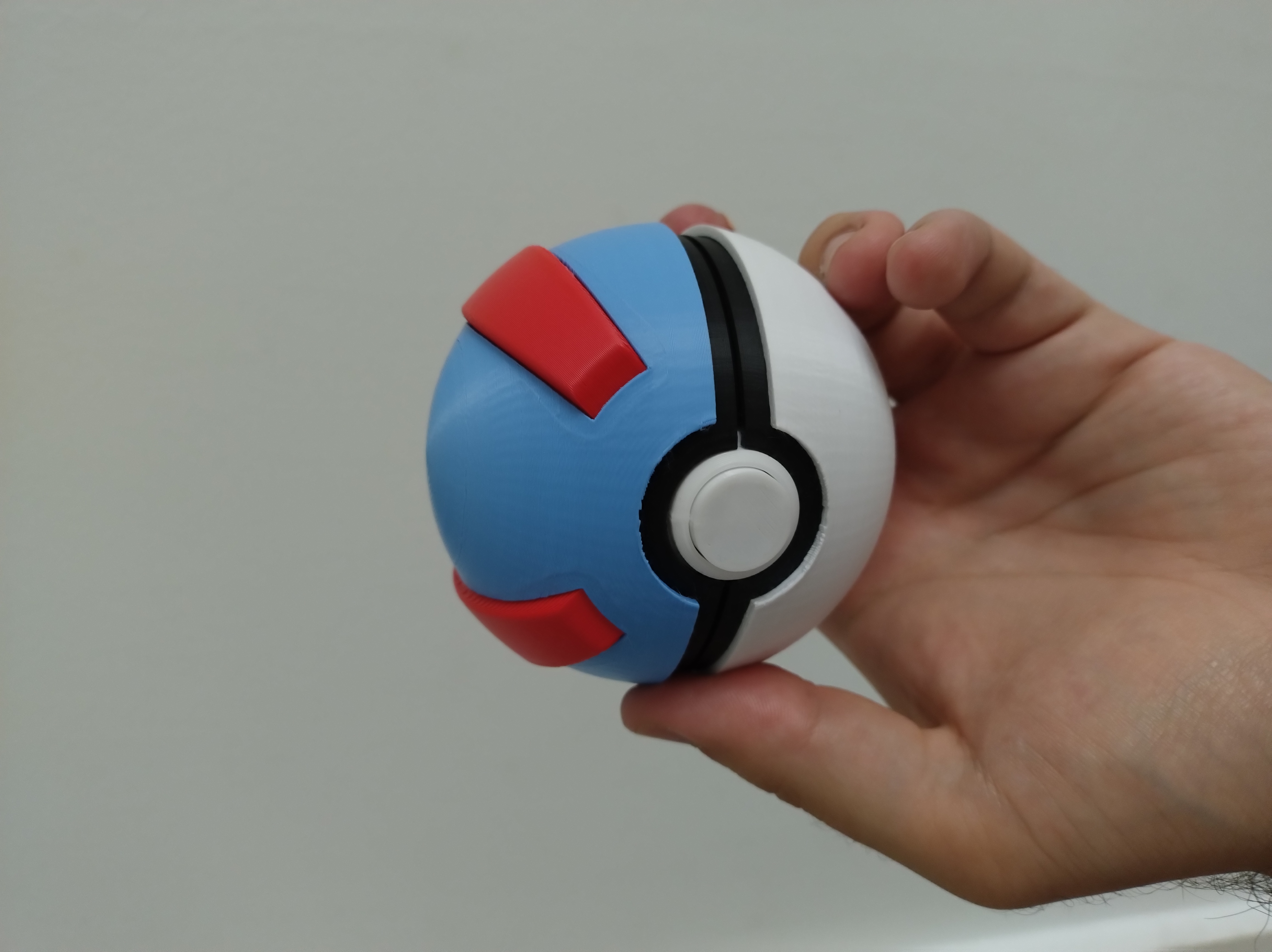 Superball with hinge (V1.6), functional button and insert for GBA, DS and 3DS cartridges 3D model by Pepinillo2014