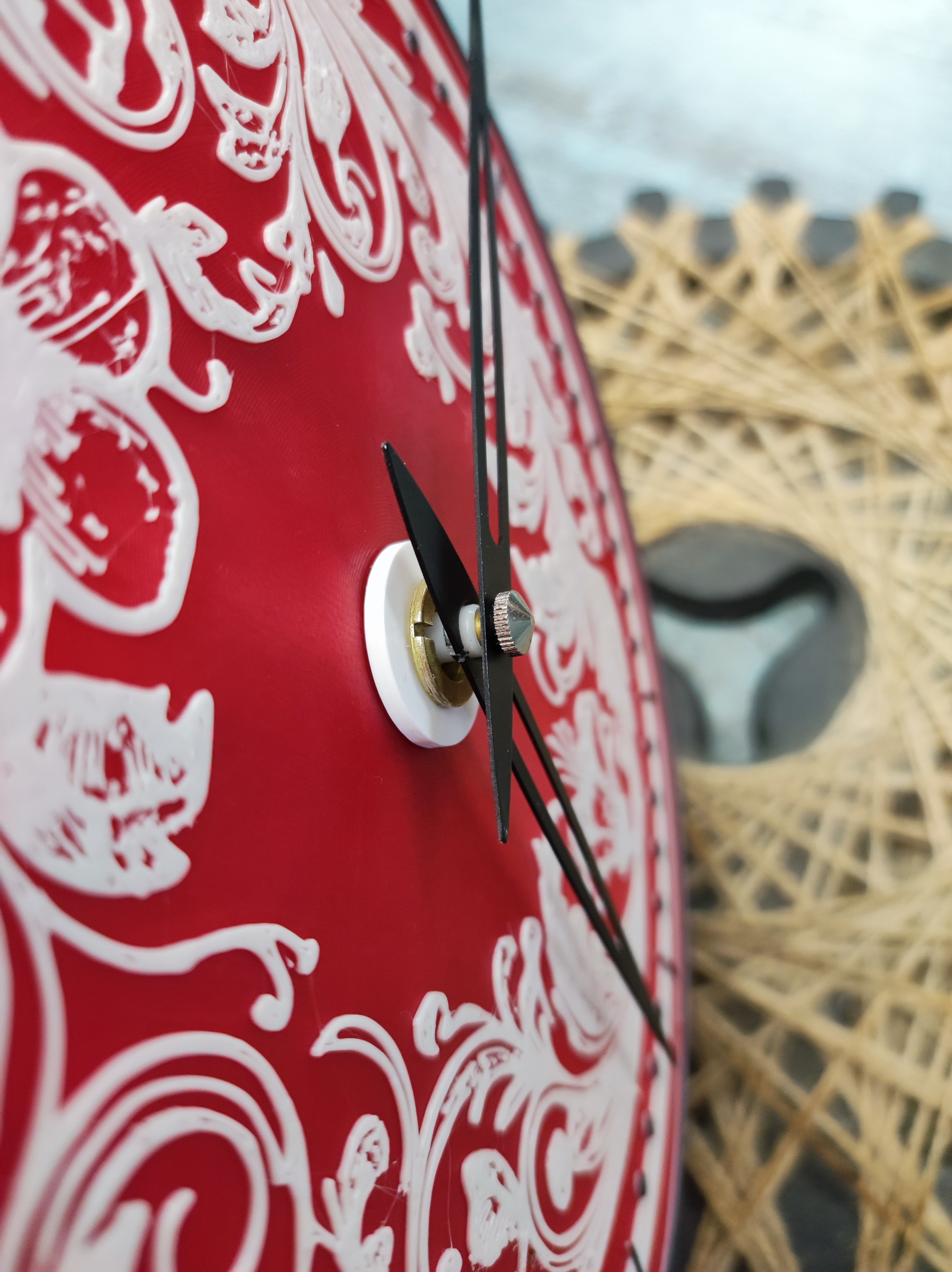 Miniatura 14 do modelo 3D Round flower clock face (clock dial) (2)