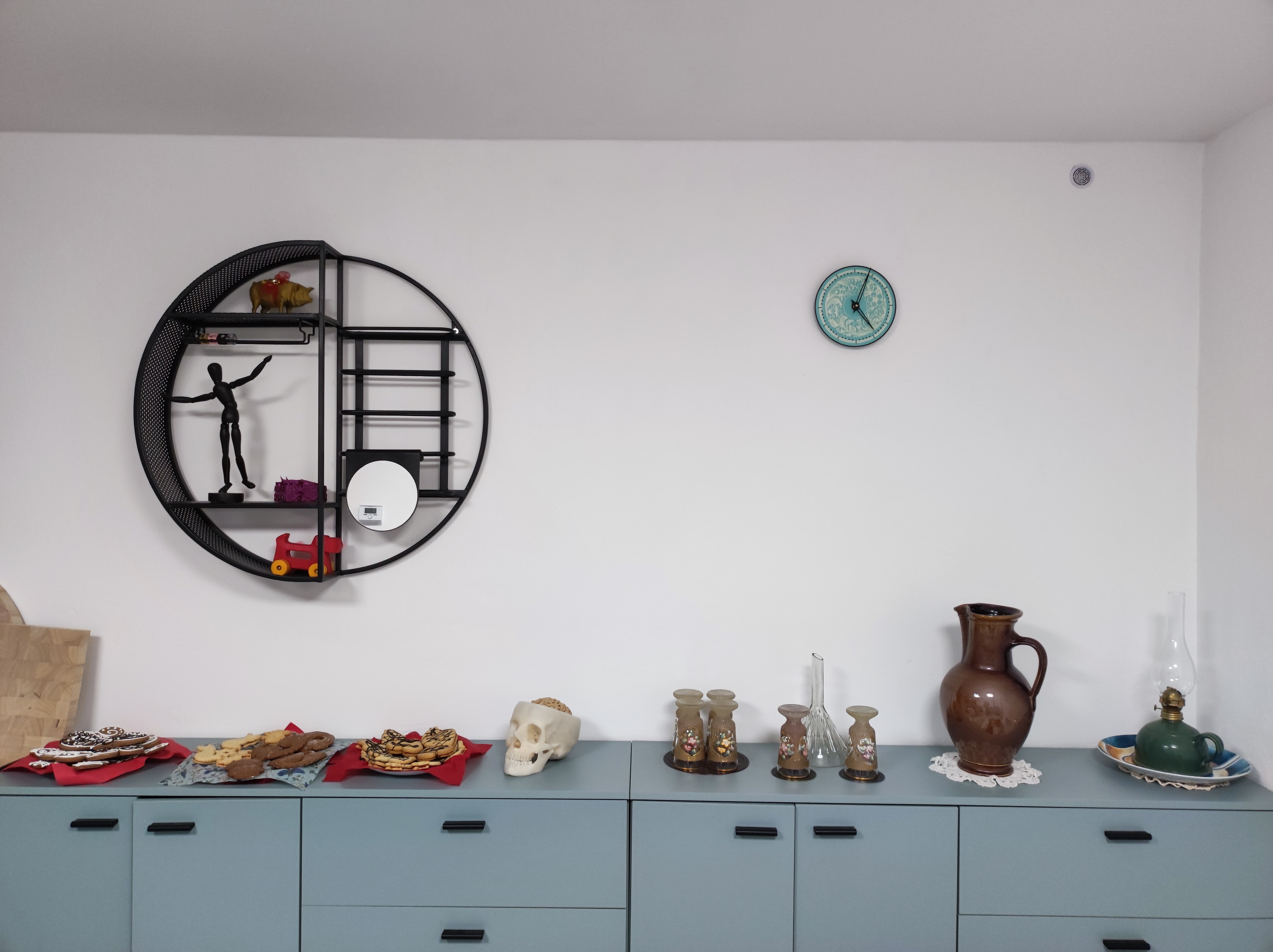Miniatura 24 do modelo 3D Round flower clock face (clock dial) (2)
