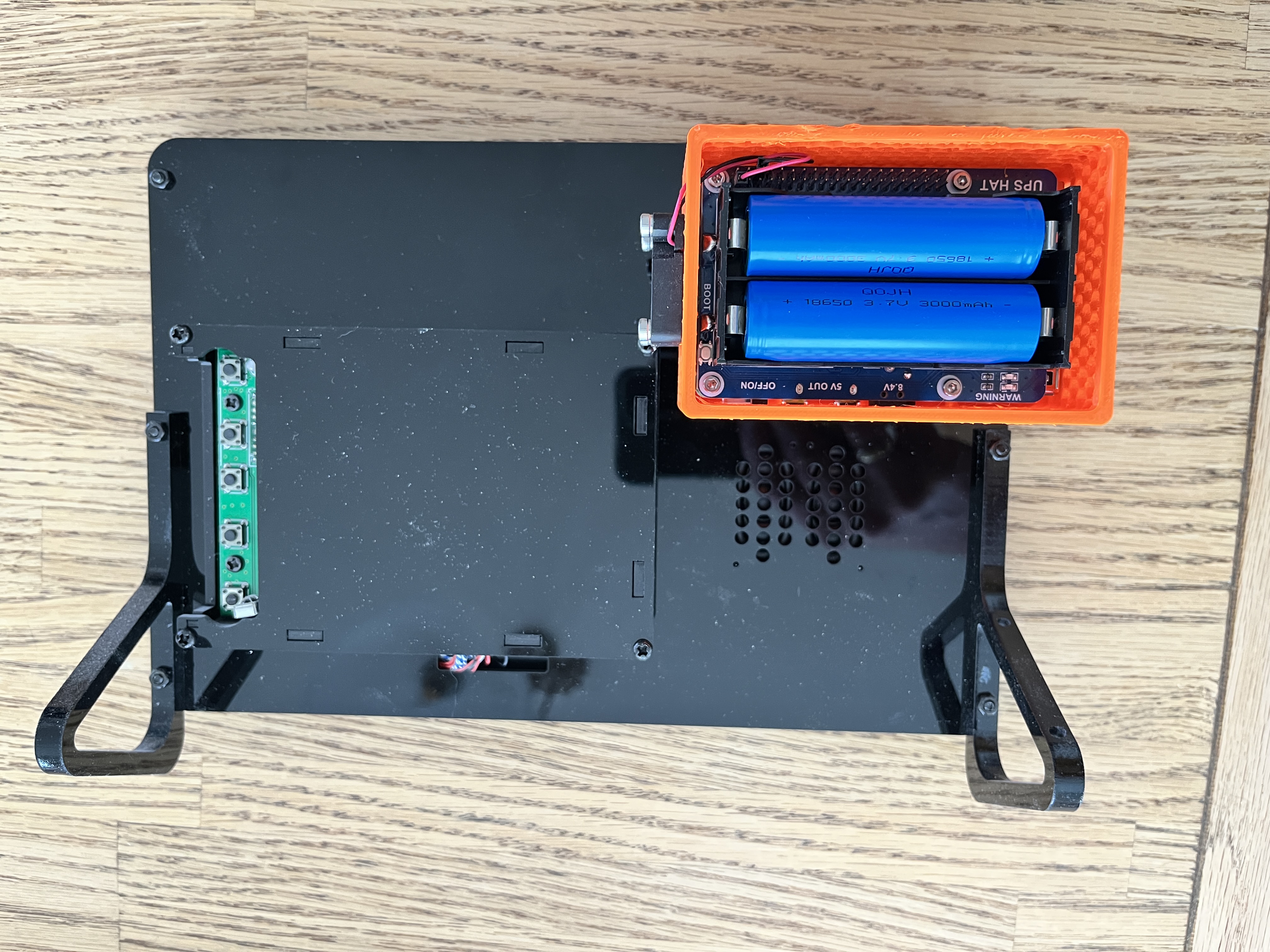 Miniatura 2 do modelo 3D Raspberry Pi Mounting Stand-off