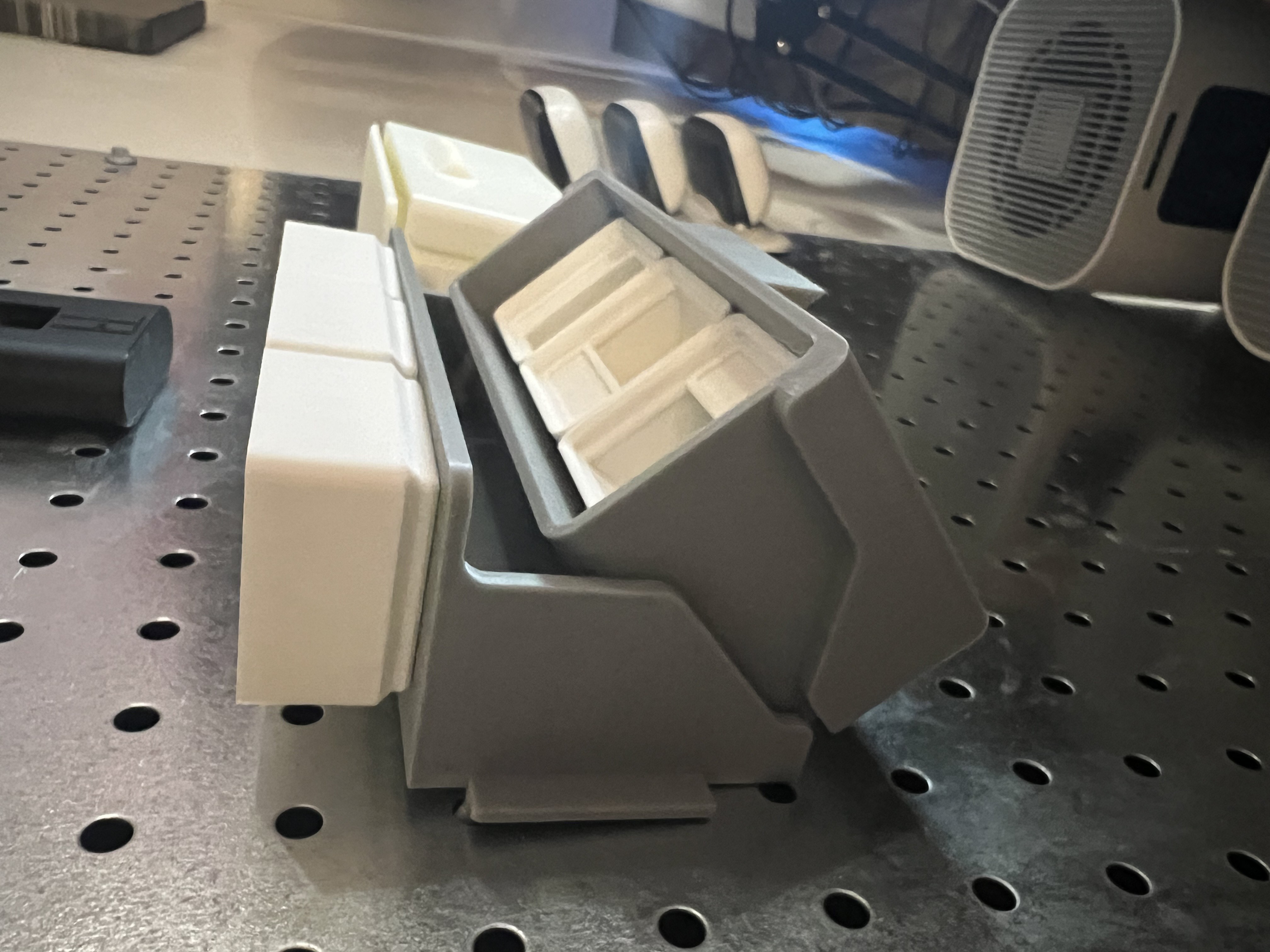 Tilted Gridfinity Drawer For Pegboards With Handle