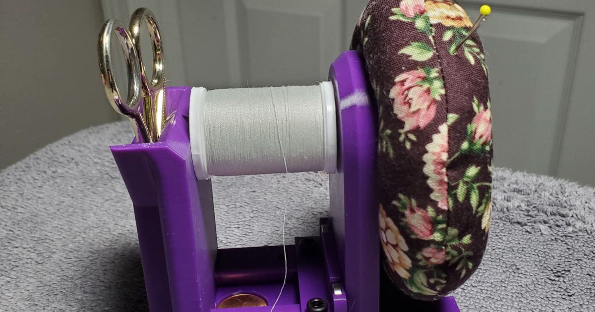 Easy-Swap Thread Spool Holder par InventorIan | Téléchargez ...
