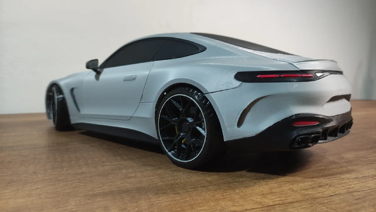 AMG GT 63 1/10スケール 高級ディスプレイモデル AMG GT 63 1/10スケール 高級ディスプレイモデル 【公式通販】