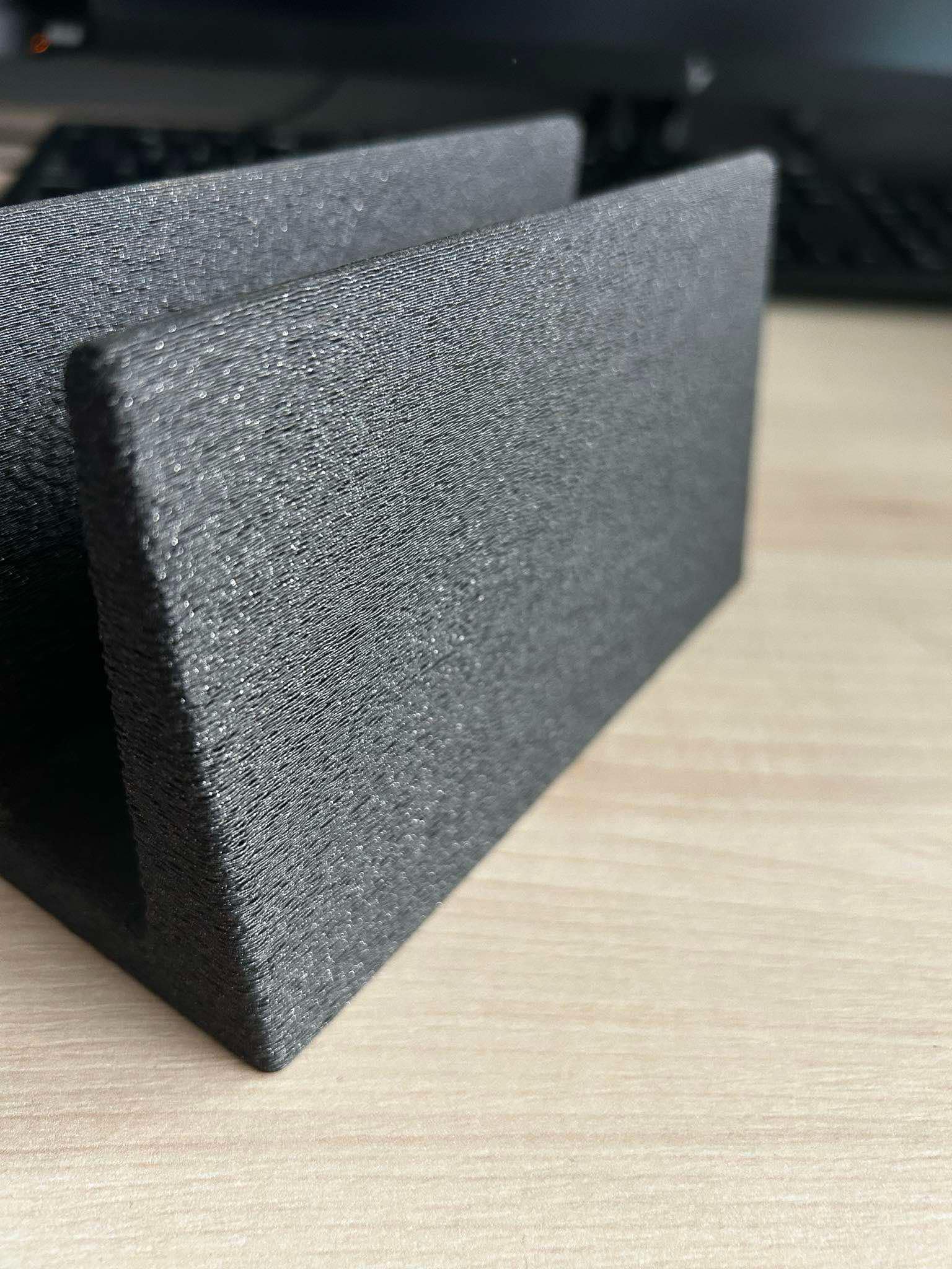 Vertical laptop stand