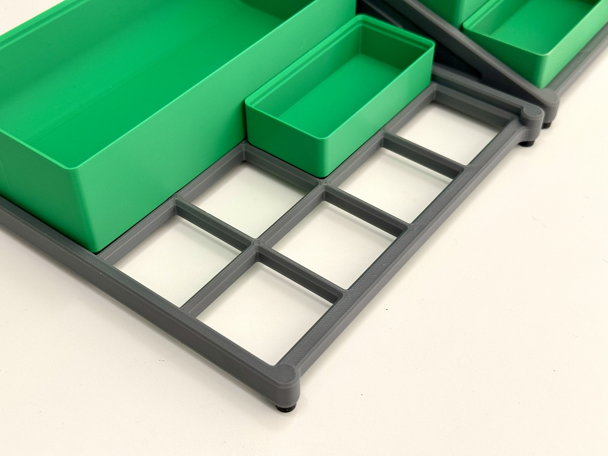 Miniatura 2 do modelo 3D Gridfinity Desktop Baseplates