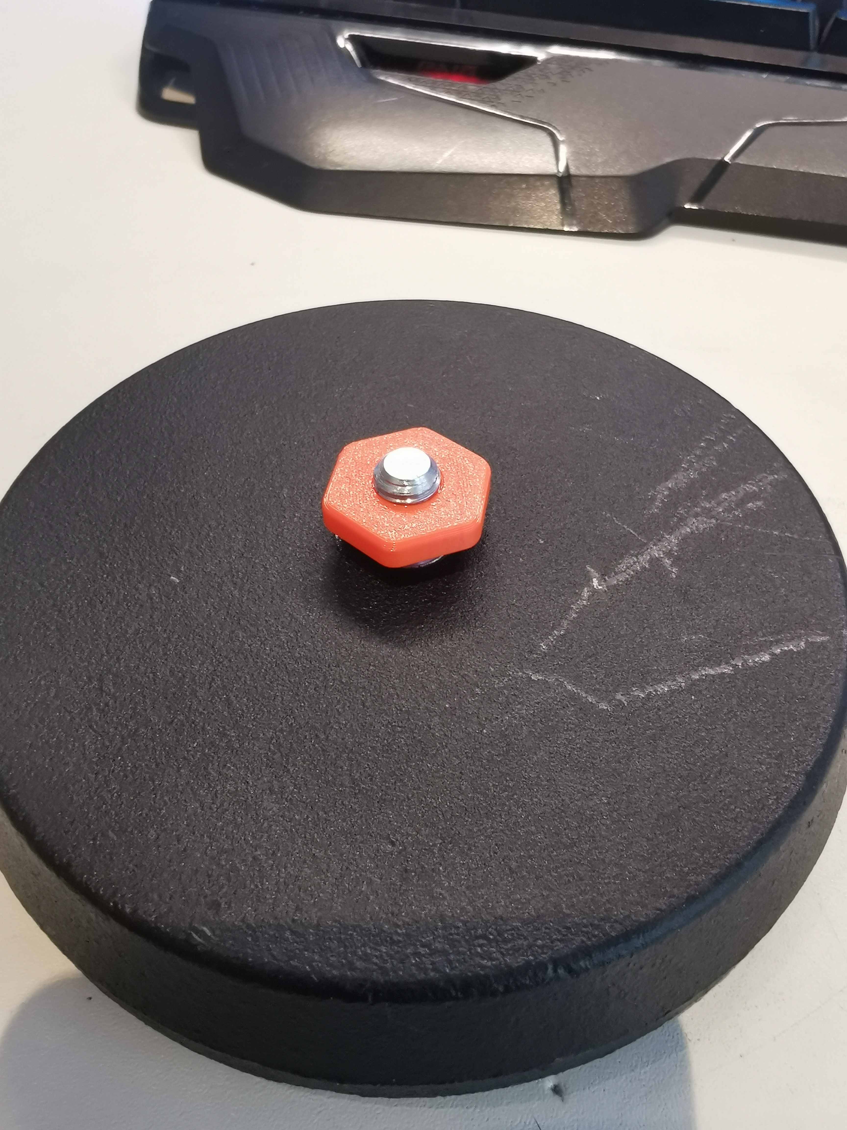 Knurled Disc for Mic Stands