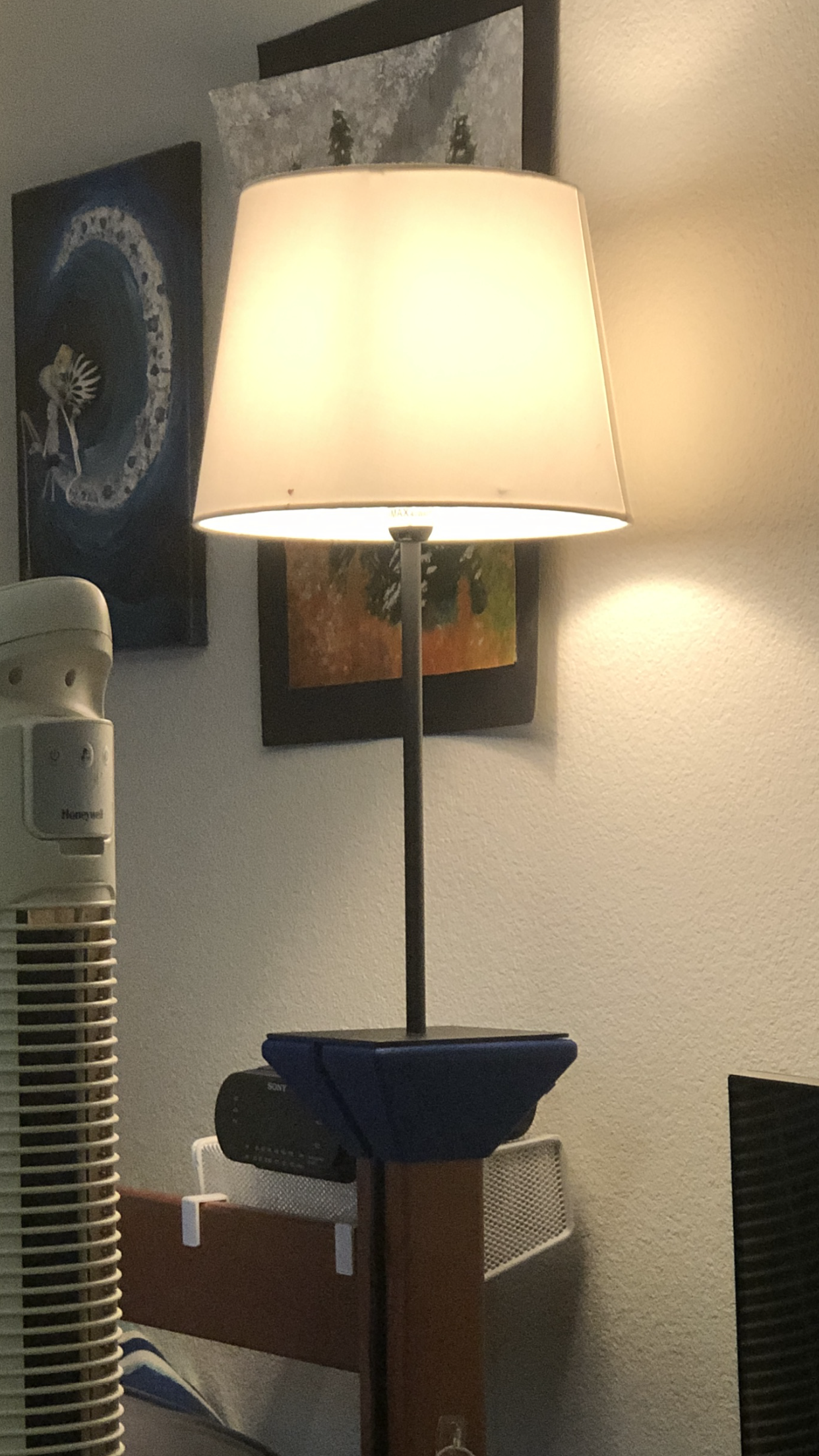 Lamp adapter for College dorm bedpost