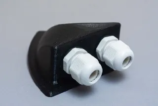 Van cable roof entry for PG11