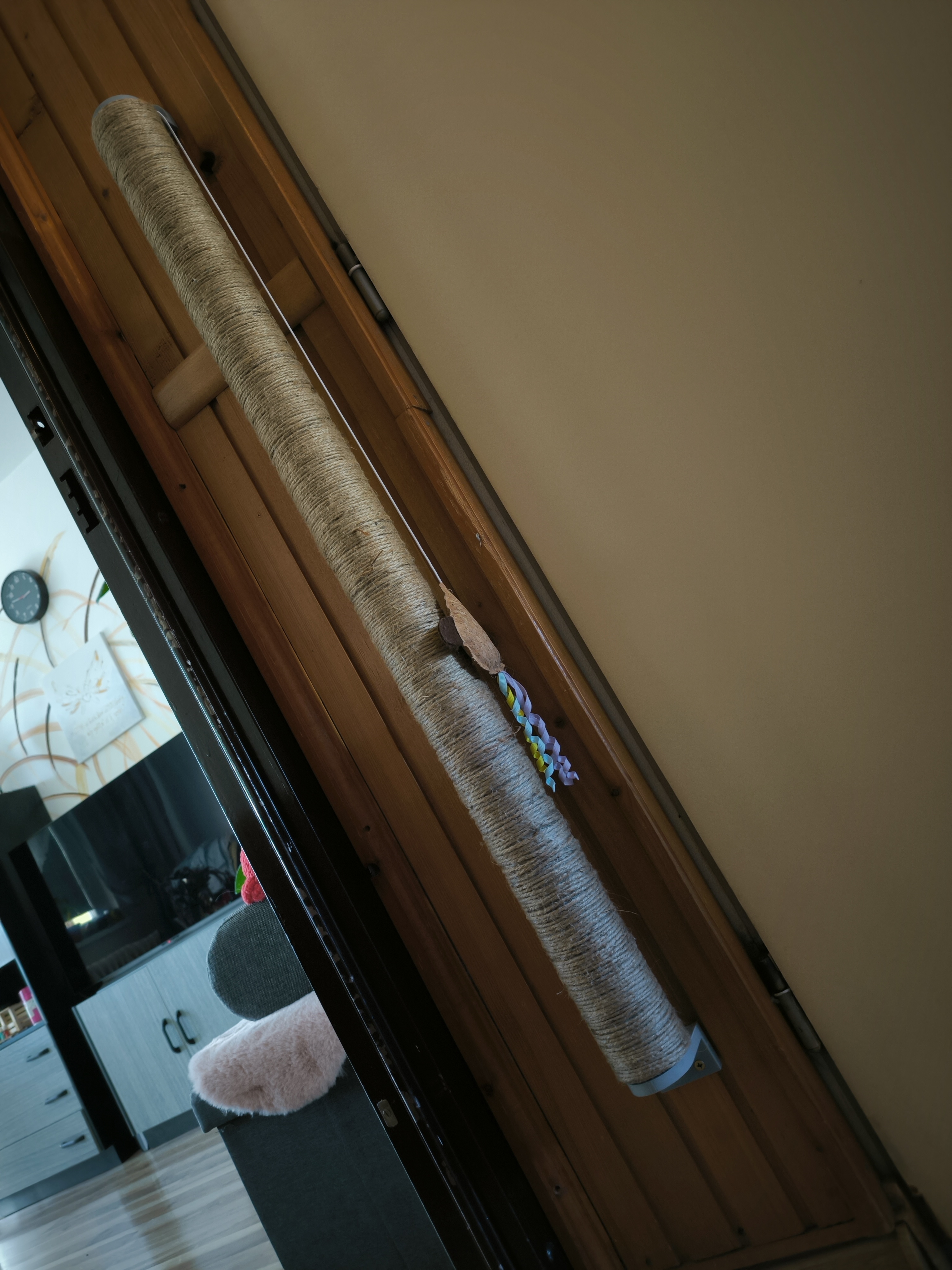 Miniatura 4 do modelo 3D Wall mounted support for cat tree