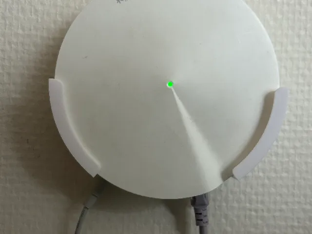 TP-Link Deco M9 wall mount