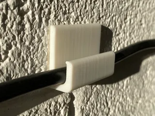 Parametric cable holder (FreeCAD)