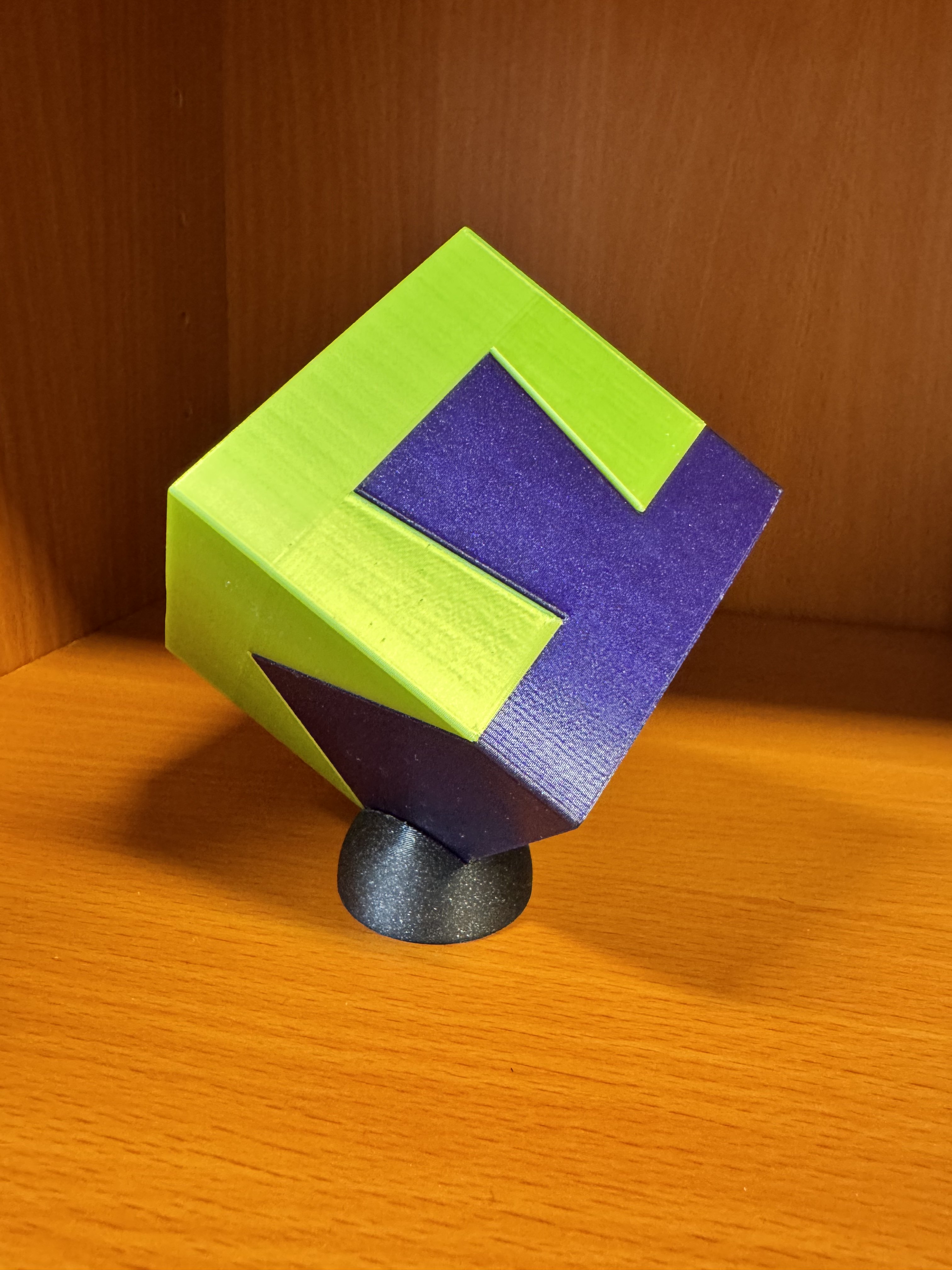 Interlocking Puzzle Cube — thumbnail 3