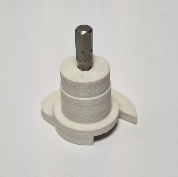Power tool adapter for Mokalov hand crank coffee grinder