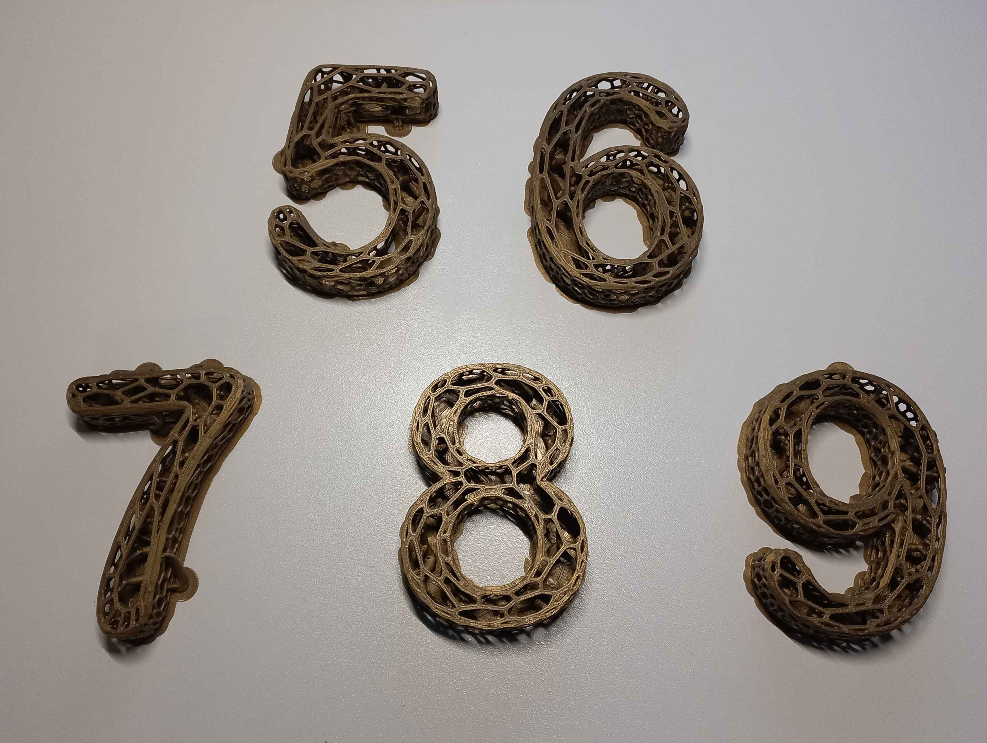 Voronoi Digits — thumbnail 3