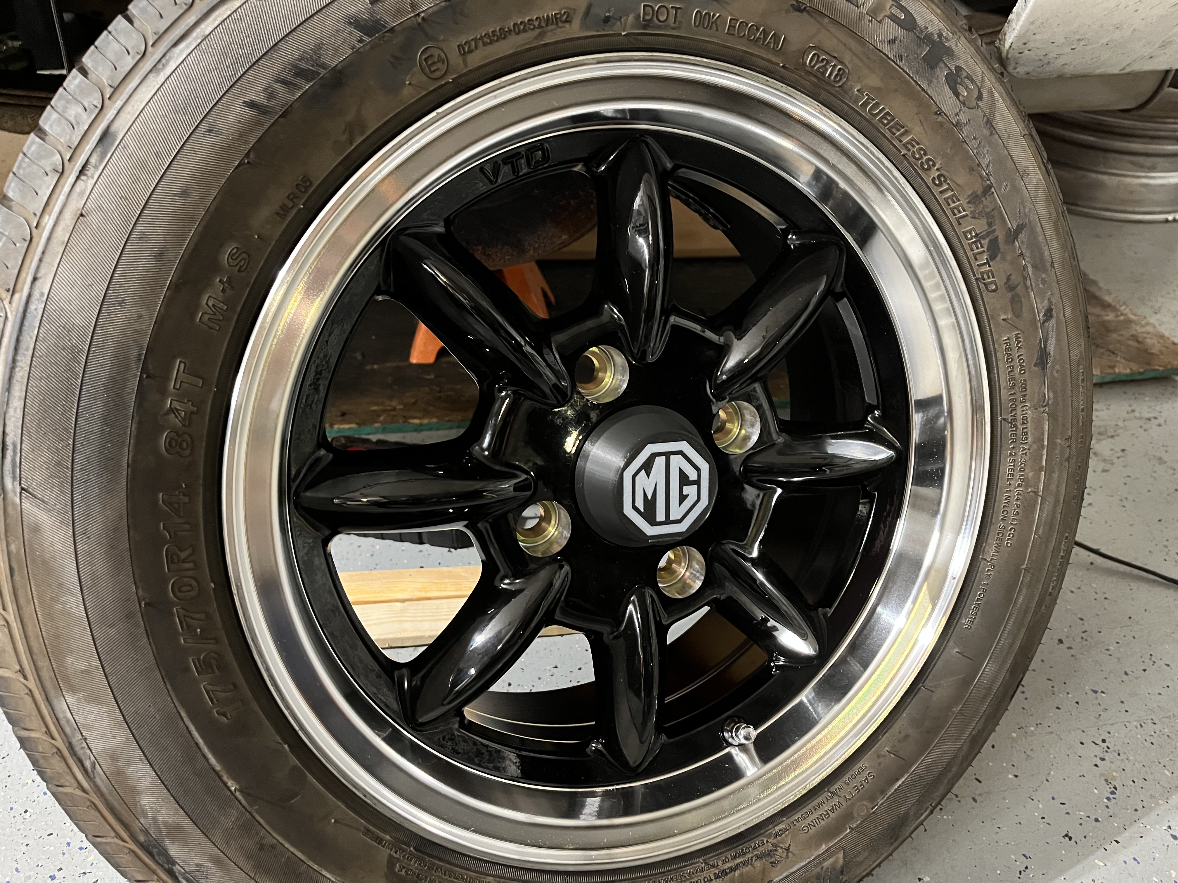 MG Logo Center Cap for VTO Wheels (Minilite, Watanabe)