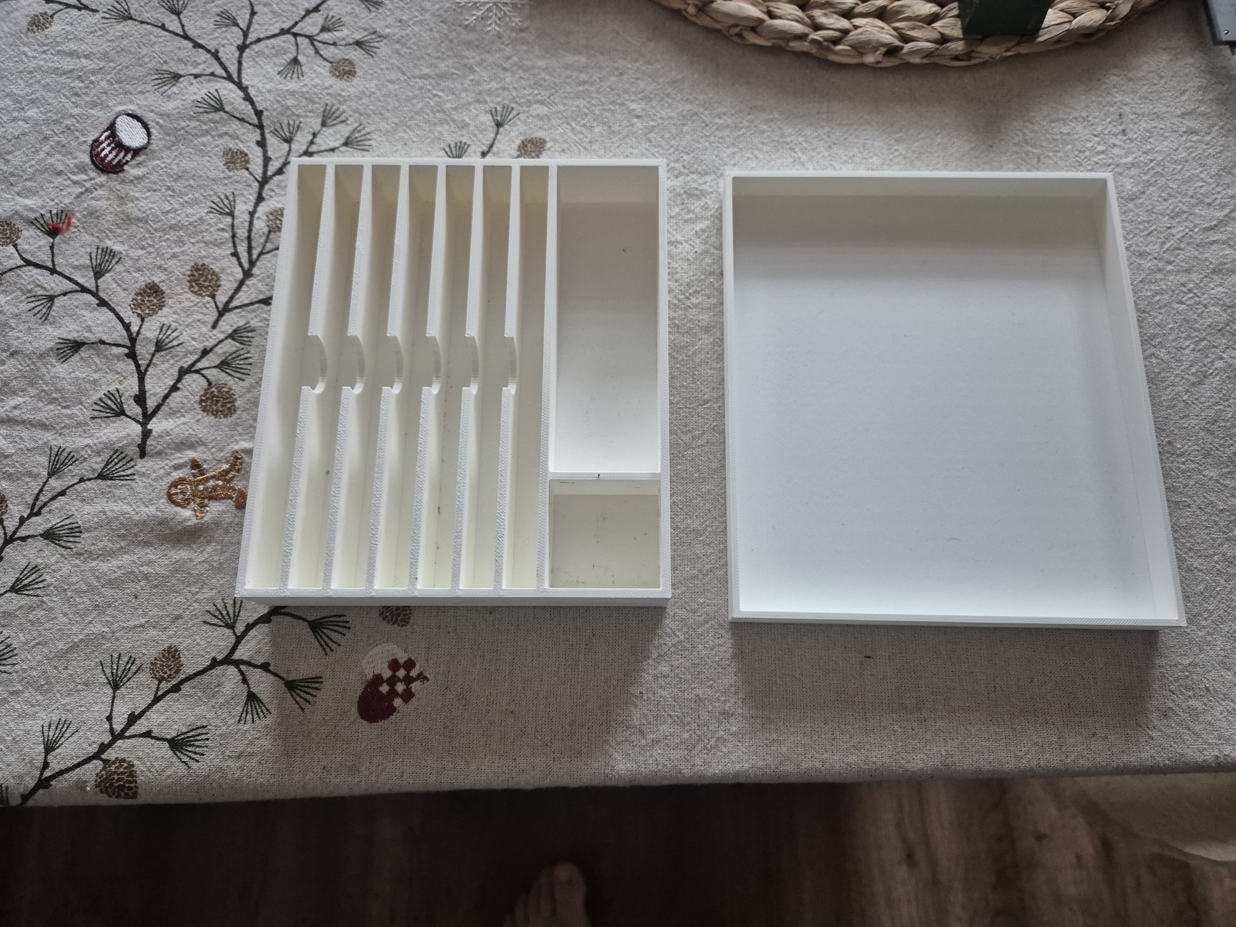 Grinding box