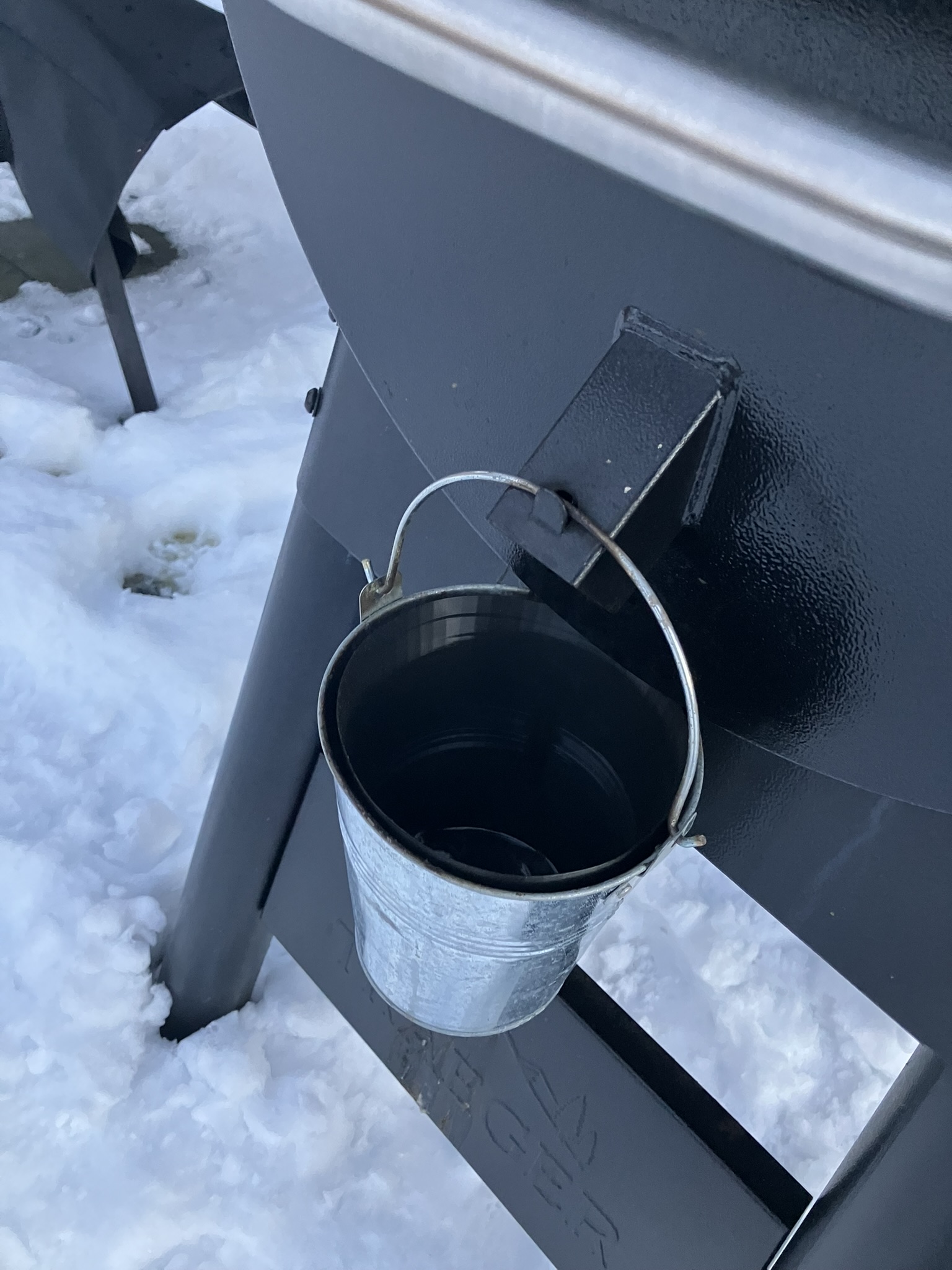 Traeger Grease Bucket Liner (Vase Mode)