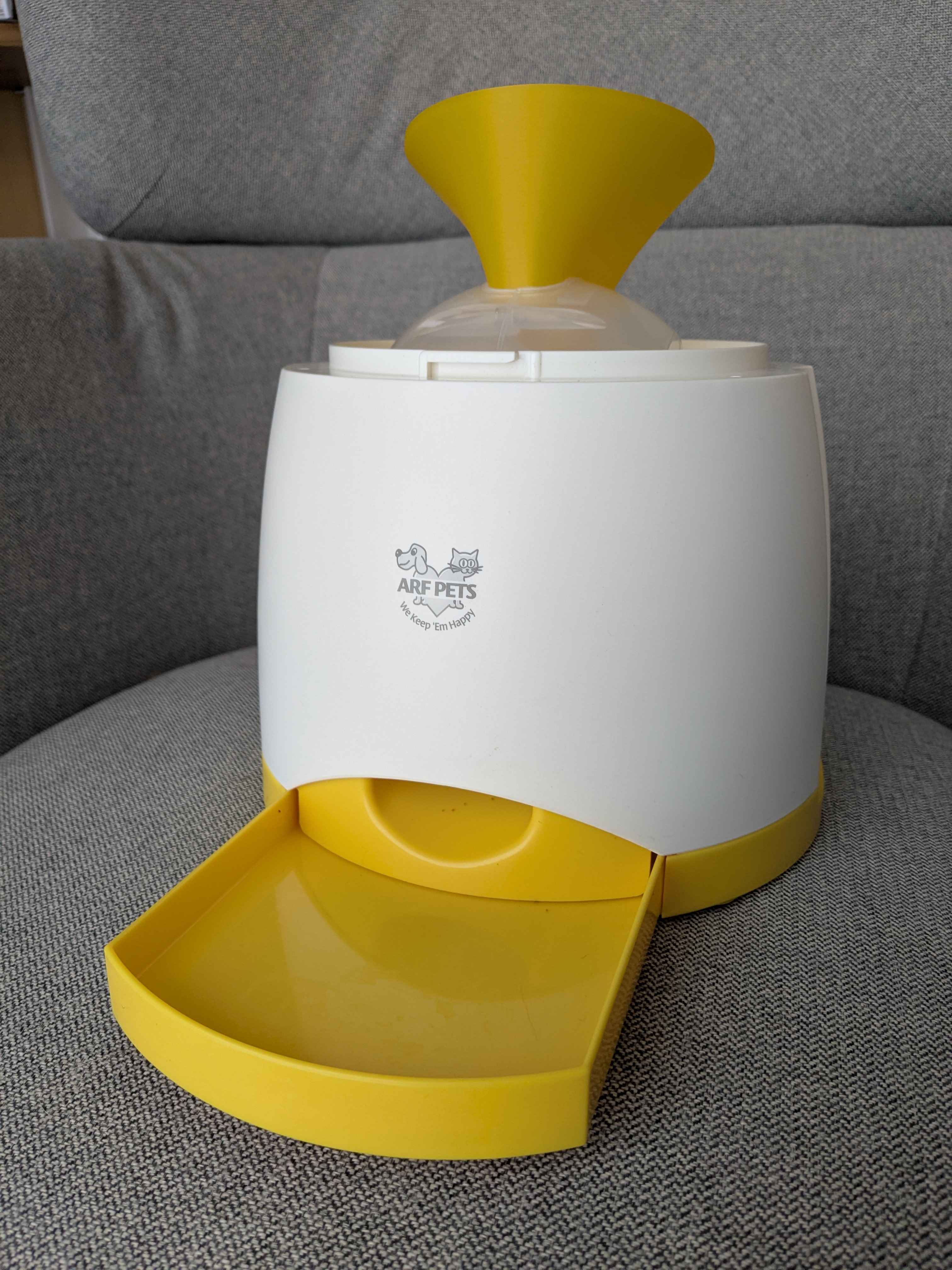 Arf Pets Dog Treat Dispenser Funnel