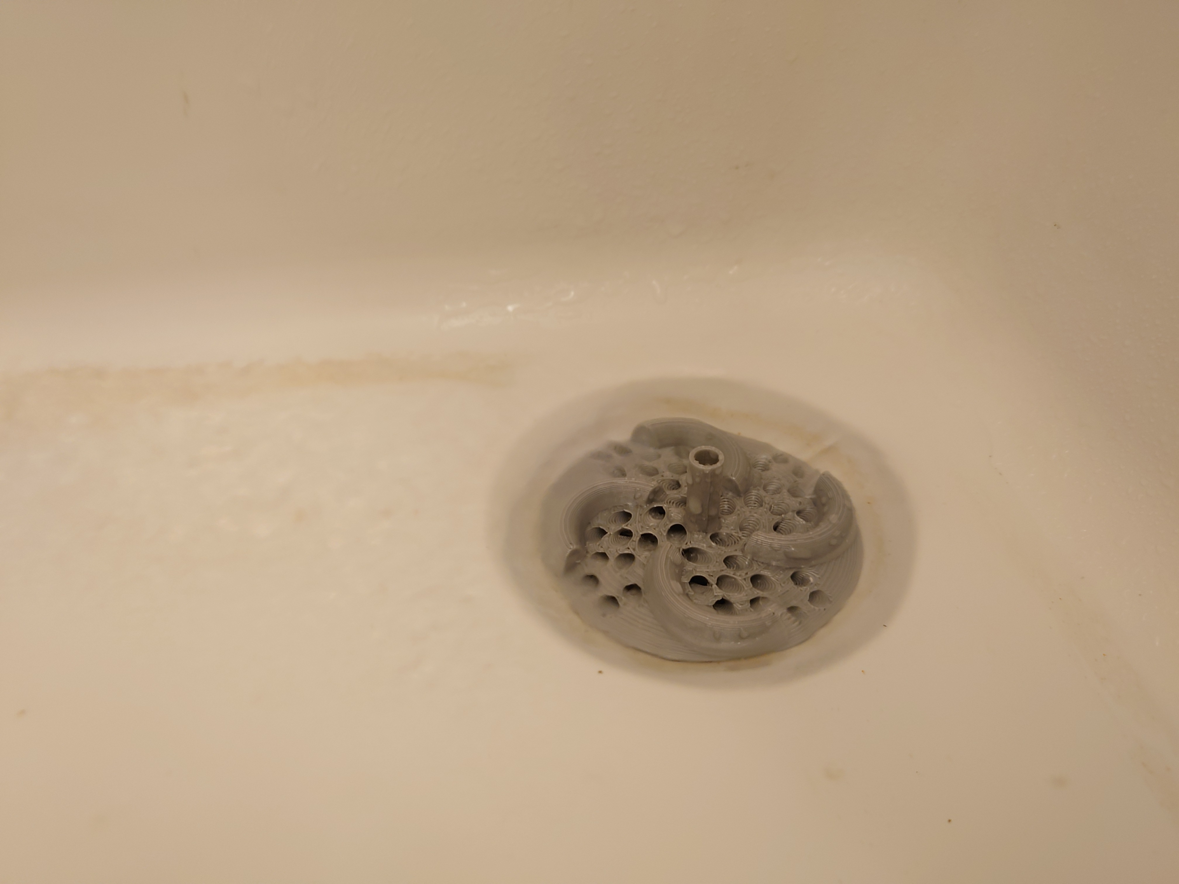Miniatura 8 do modelo 3D Overengineered Vortex Drain Filter