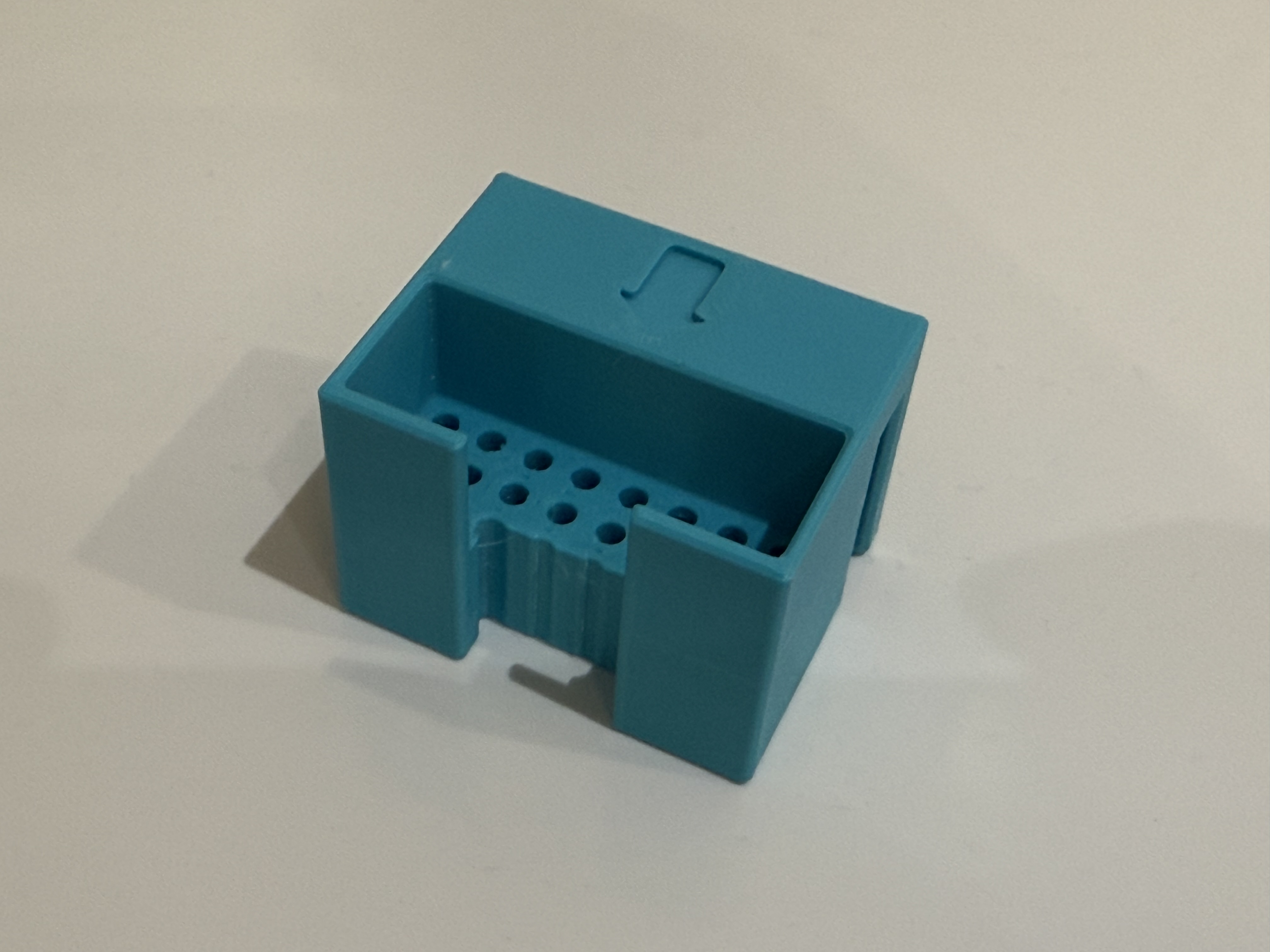 Shaver box