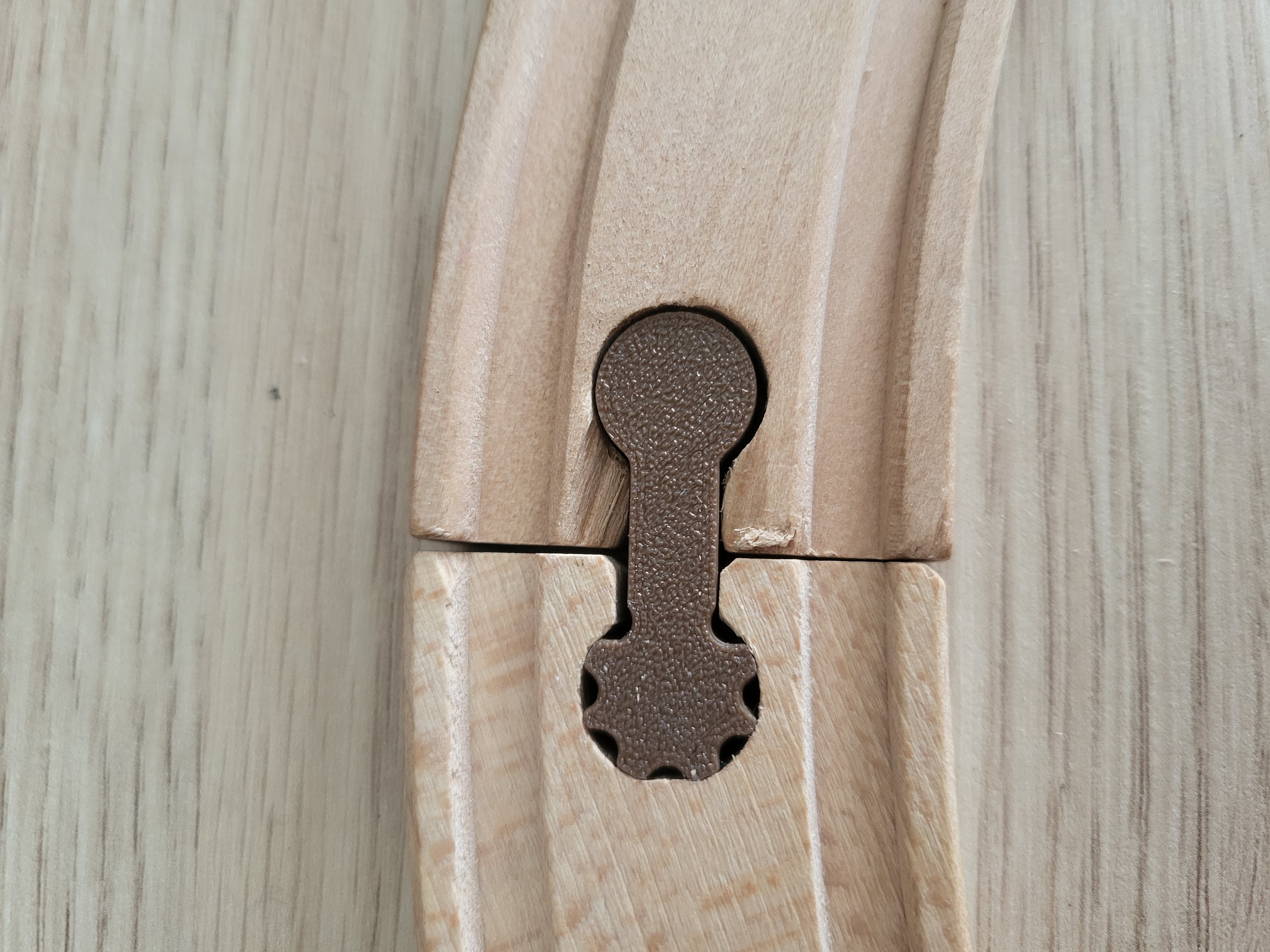Wooden train connector (universal) — miniatura 3