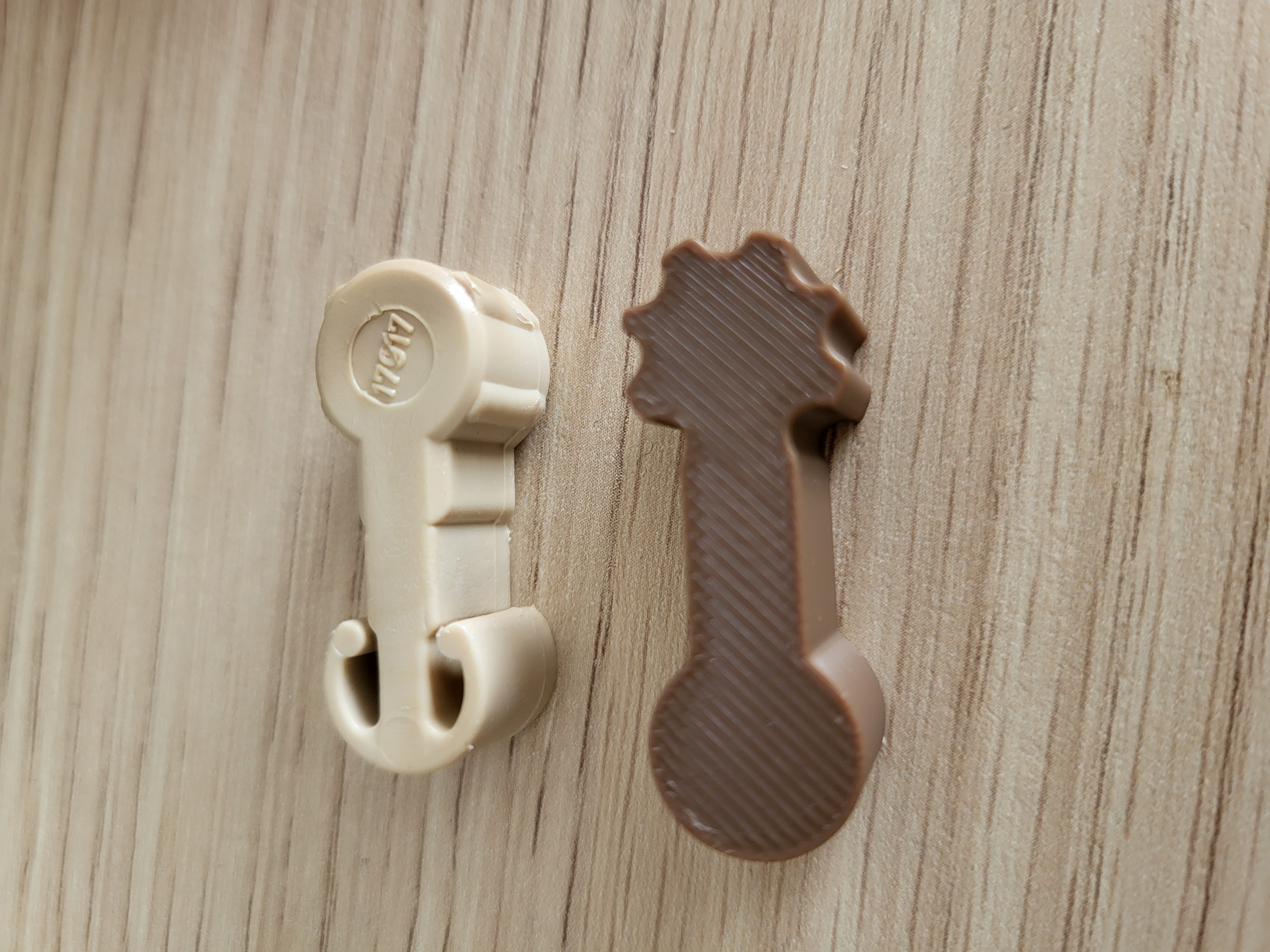 Wooden train connector (universal)