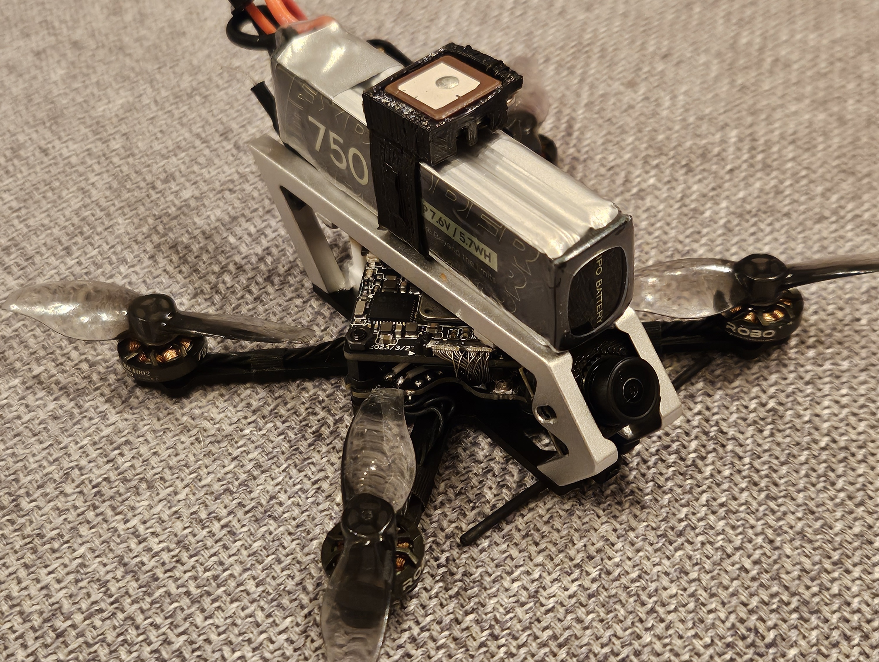 YMZFPV Lightning 2 Battery and GPS mount ( WalleFPV )