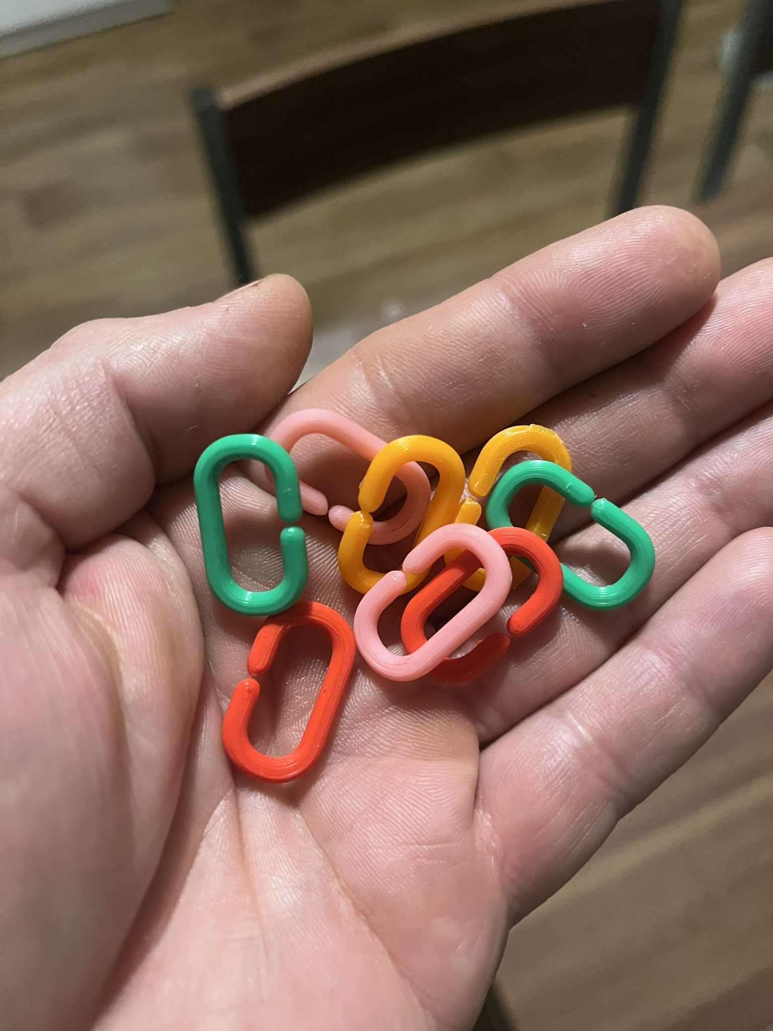 Chain links — thumbnail 2