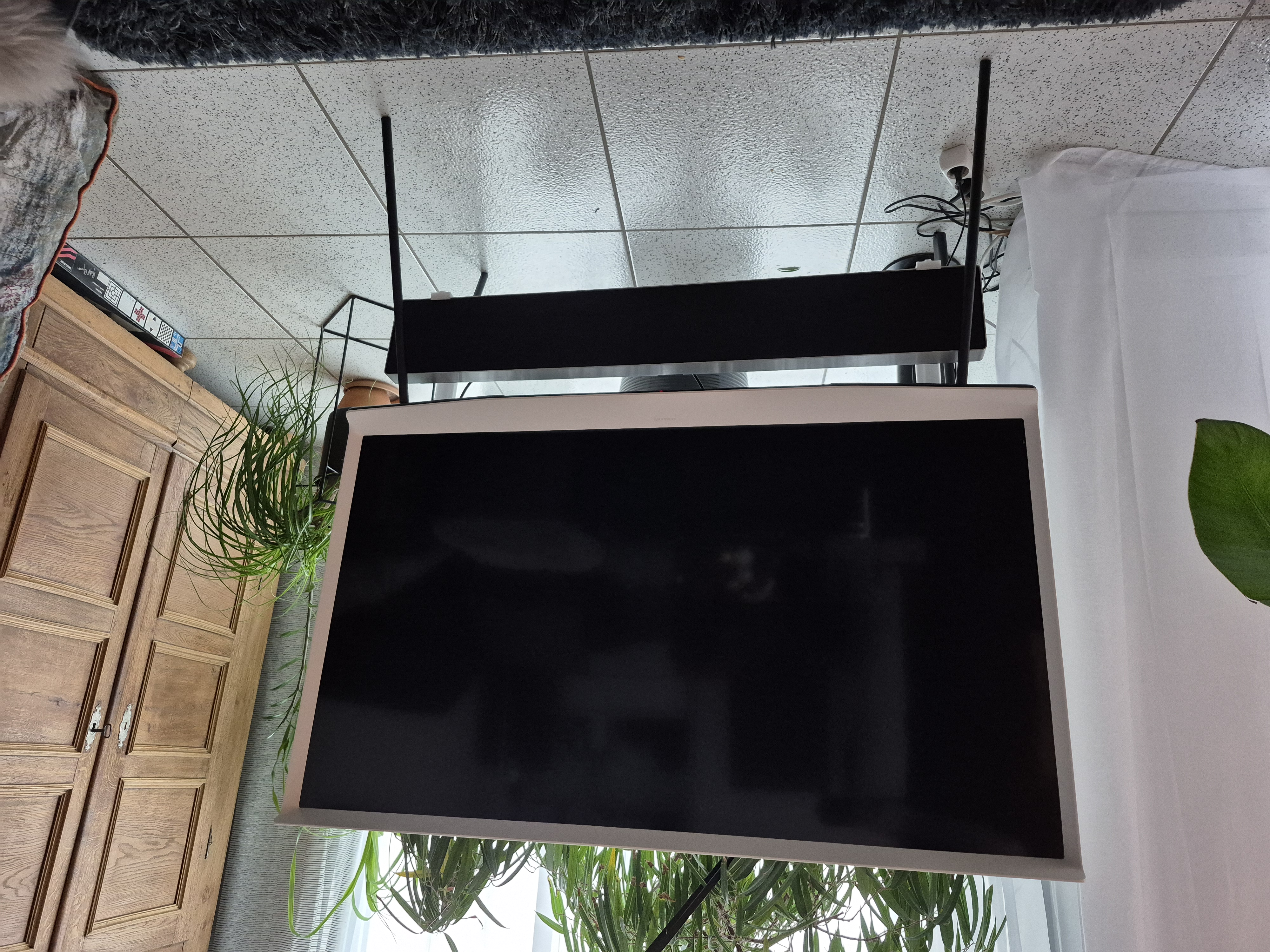 Speaker Mount Samsung Seriph & Bang & Olufson Stage