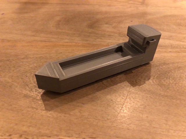 Boat + shipping container — thumbnail 3