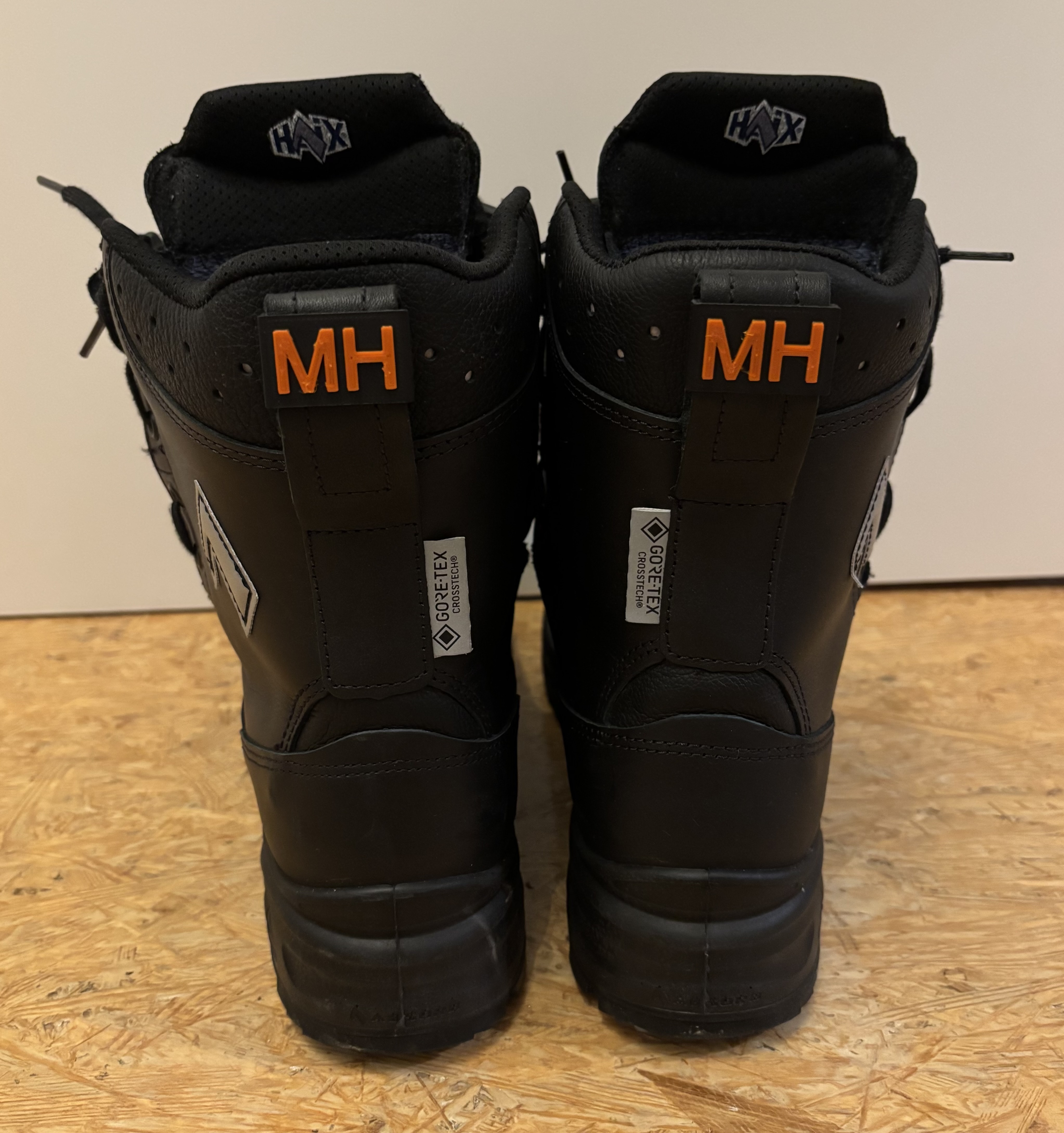 Haix Airpower XR1 nameplate customizable - tighter fit