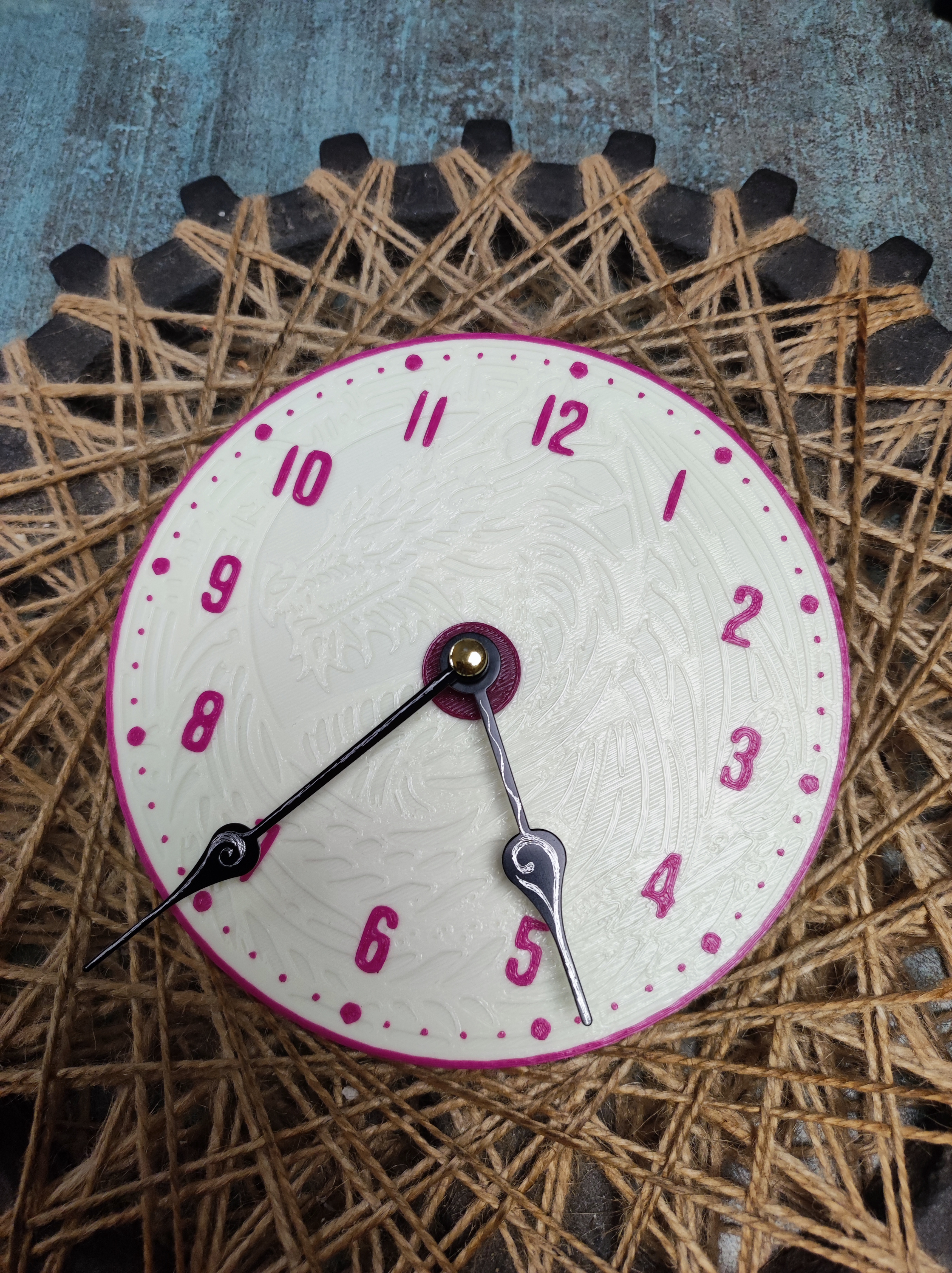 Miniatura 18 do modelo 3D Dragon clock faces (clock dials)