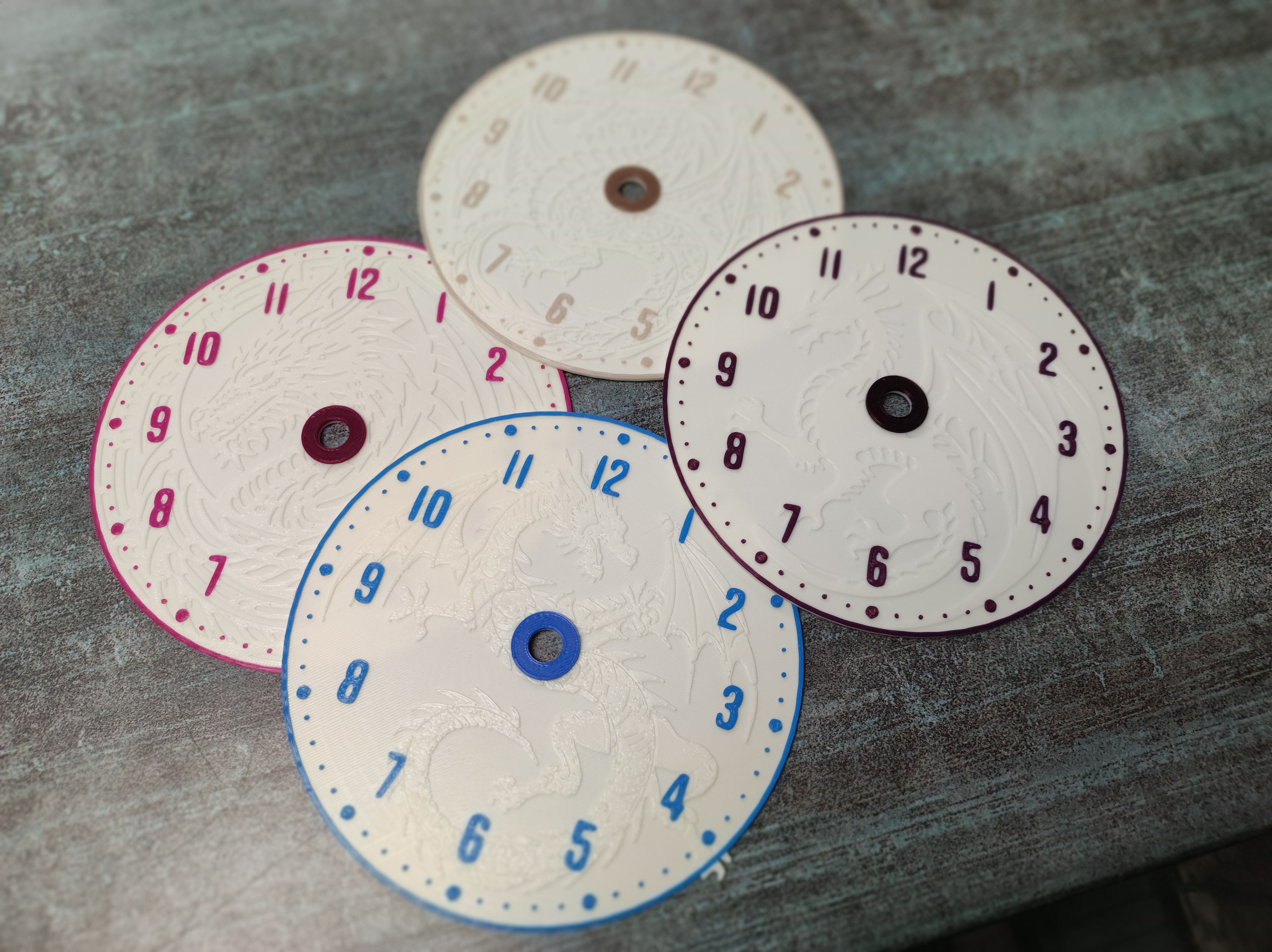 Miniatura 11 do modelo 3D Dragon clock faces (clock dials)